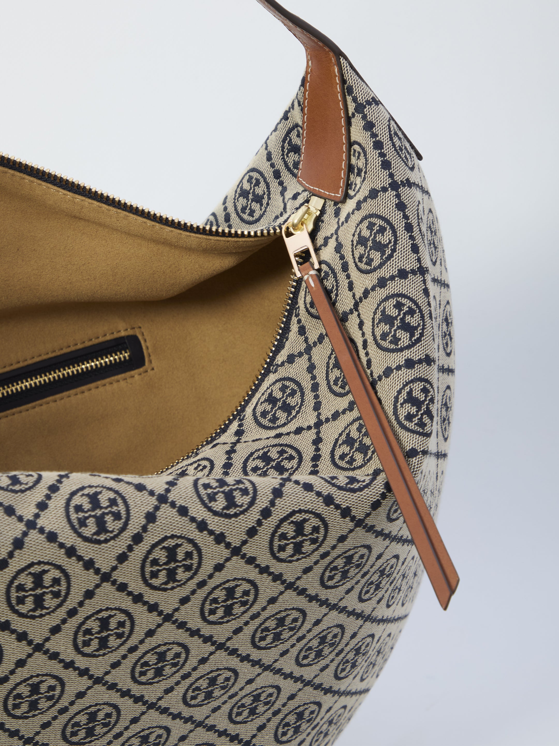 TORY BURCH Monogram Hobo Handbag - 48 x 35.5 x 2 CM