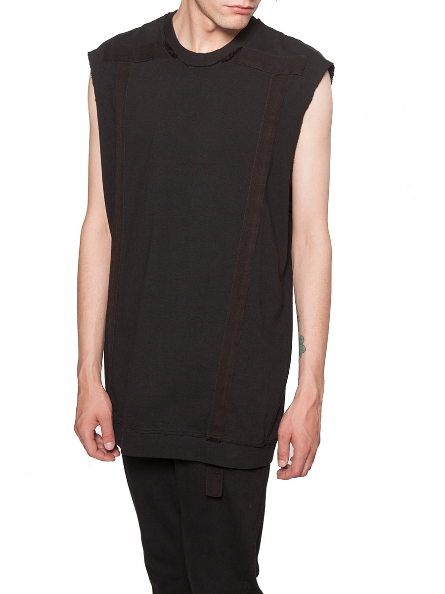 LOST&FOUND Sleeveless T-Shirt Sweatshirt - Medium
