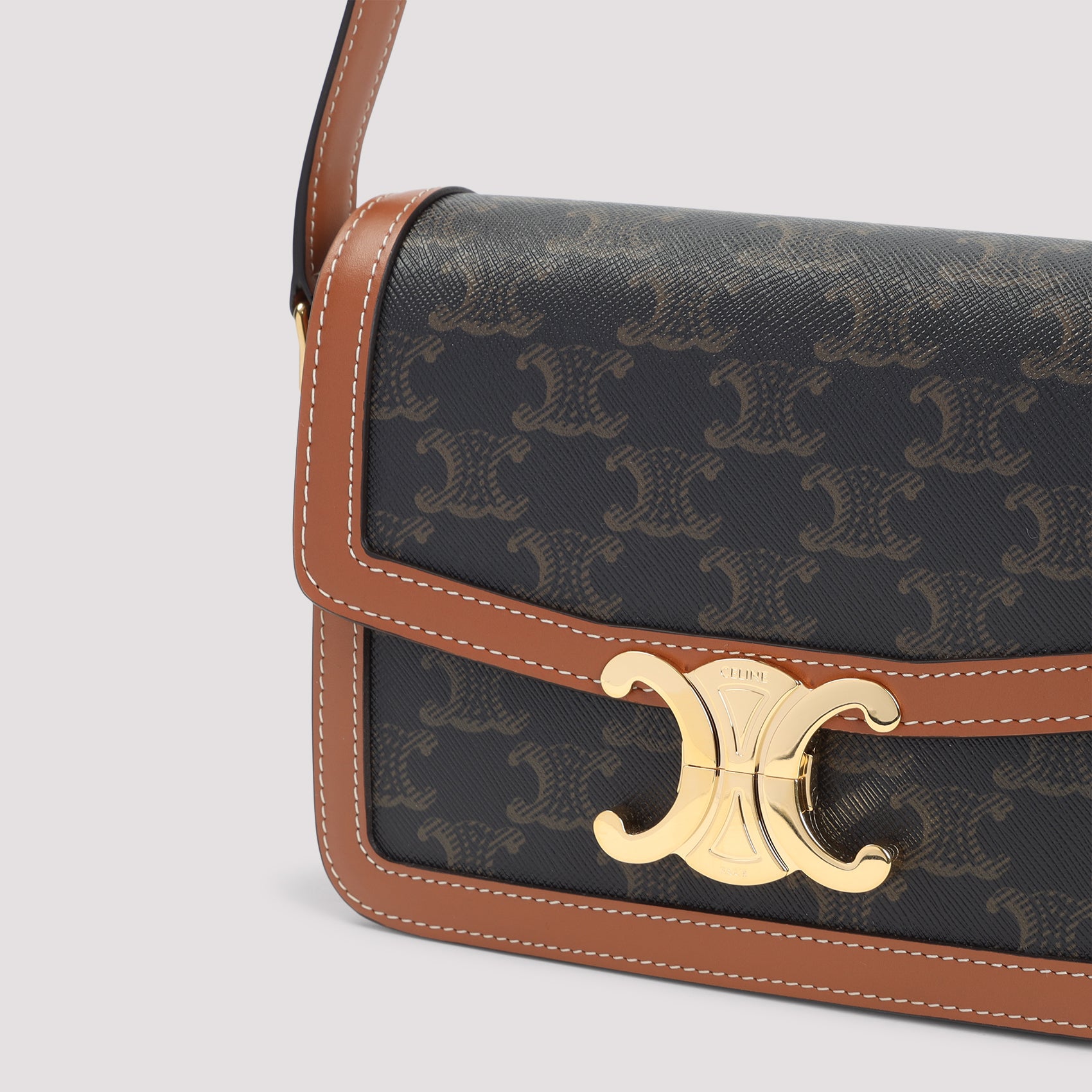 CELINE Teen Triomphe Mini Handbag (W:18.5cm H:13.5cm D:7cm)