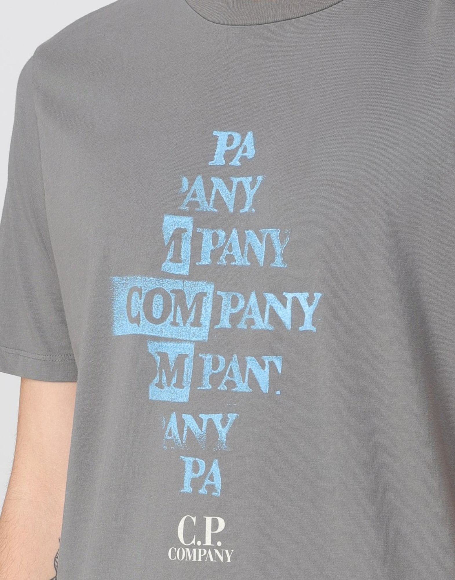 C.P.COMPANY Classic Logo Short Sleeve T-Shirt