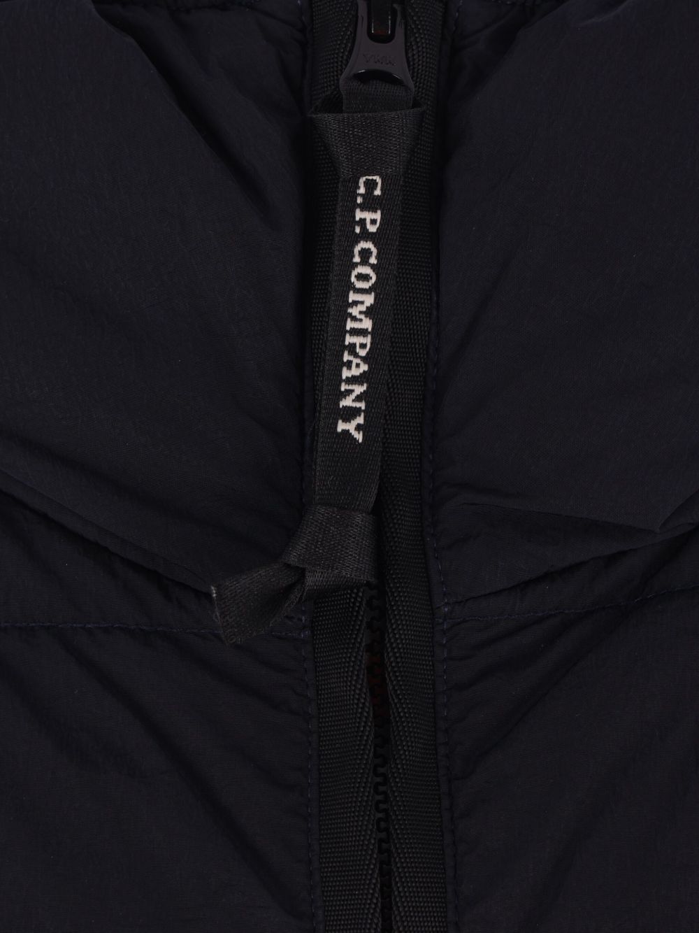 C.P.COMPANY Men's Chrome-R Hooded Down Jacket