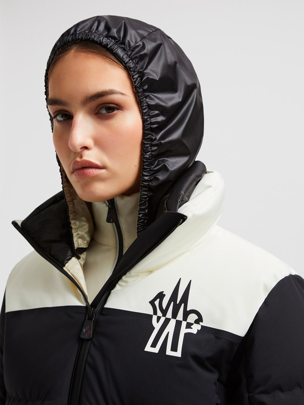 MONCLER Stennes Mini Down Jacket for Women