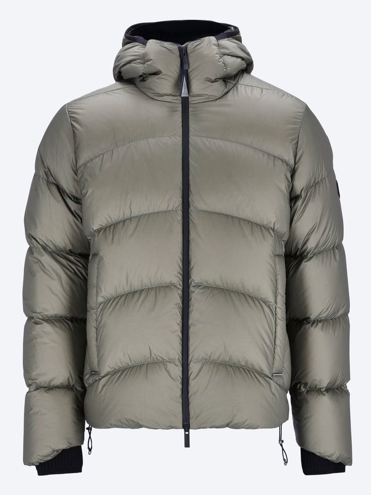 MONCLER Essential Insulated Jacket for Men - FW25 Collection