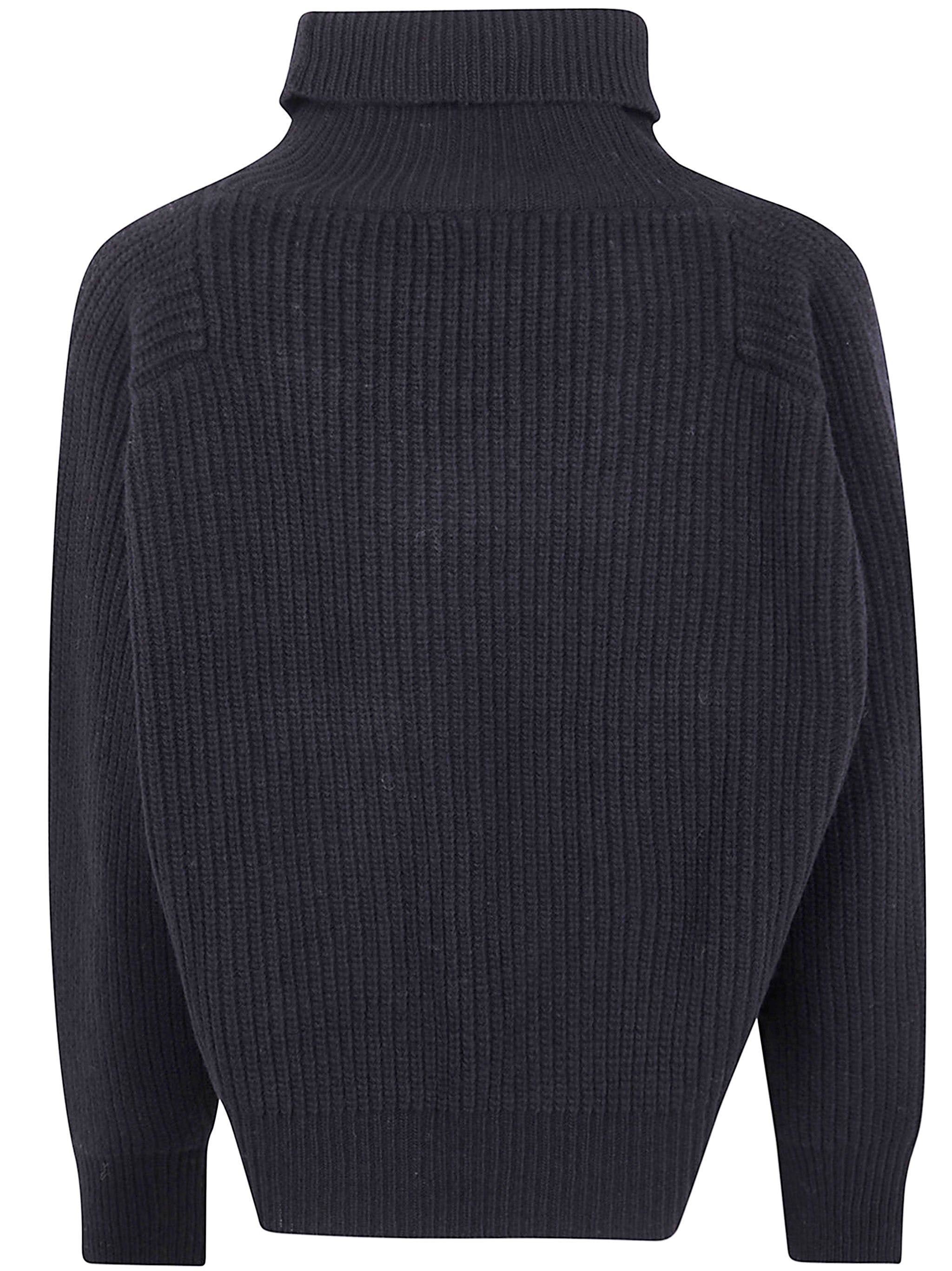 AVIU Embroidered High Turtle Neck Sweater
