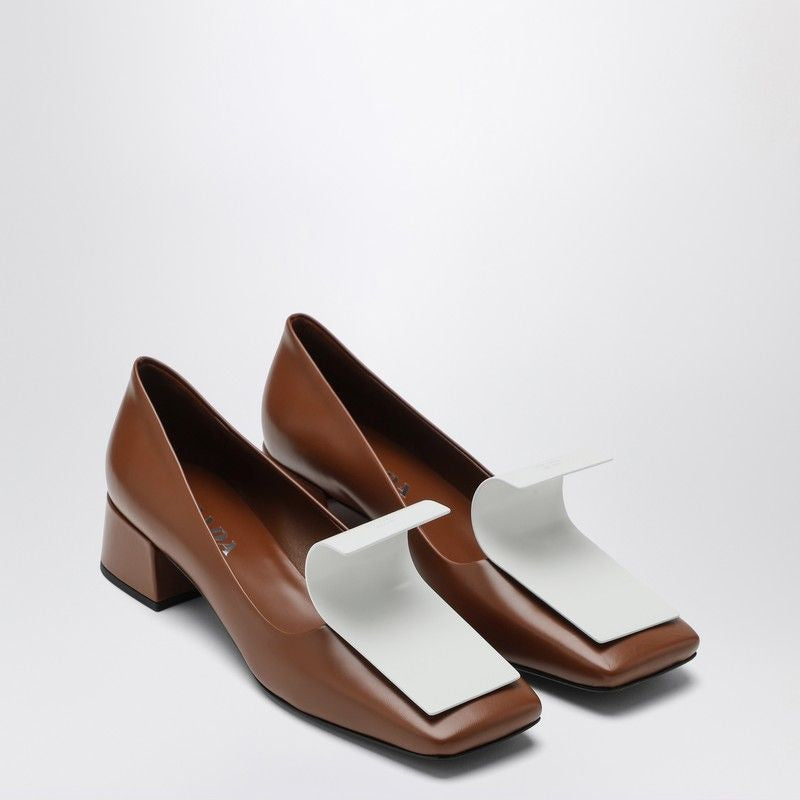 PRADA Elegant Leather Pumps for Women