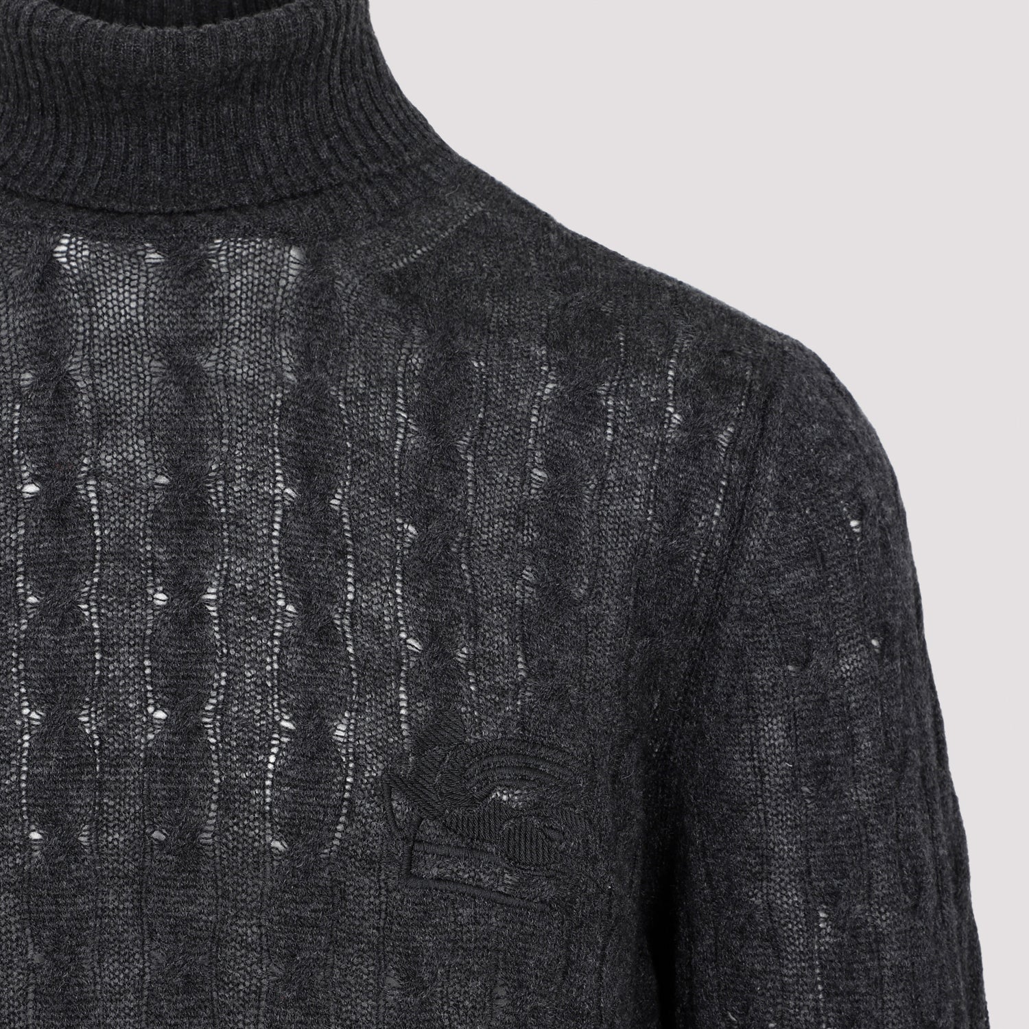 ETRO Luxurious Cashmere Cable-Knit Sweater