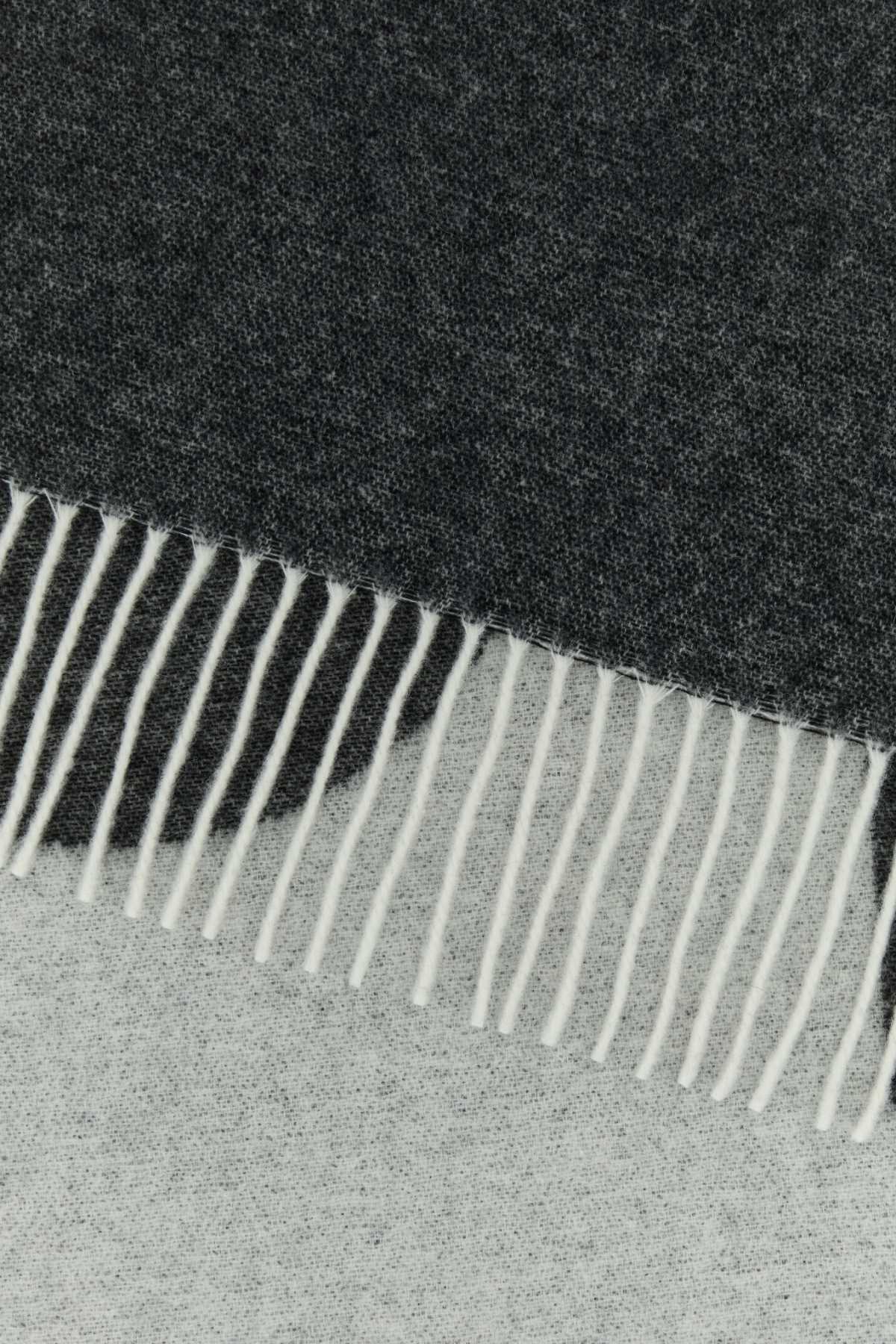 A.P.C. Wool Blend Malo Scarf - 200 cm x 40 cm