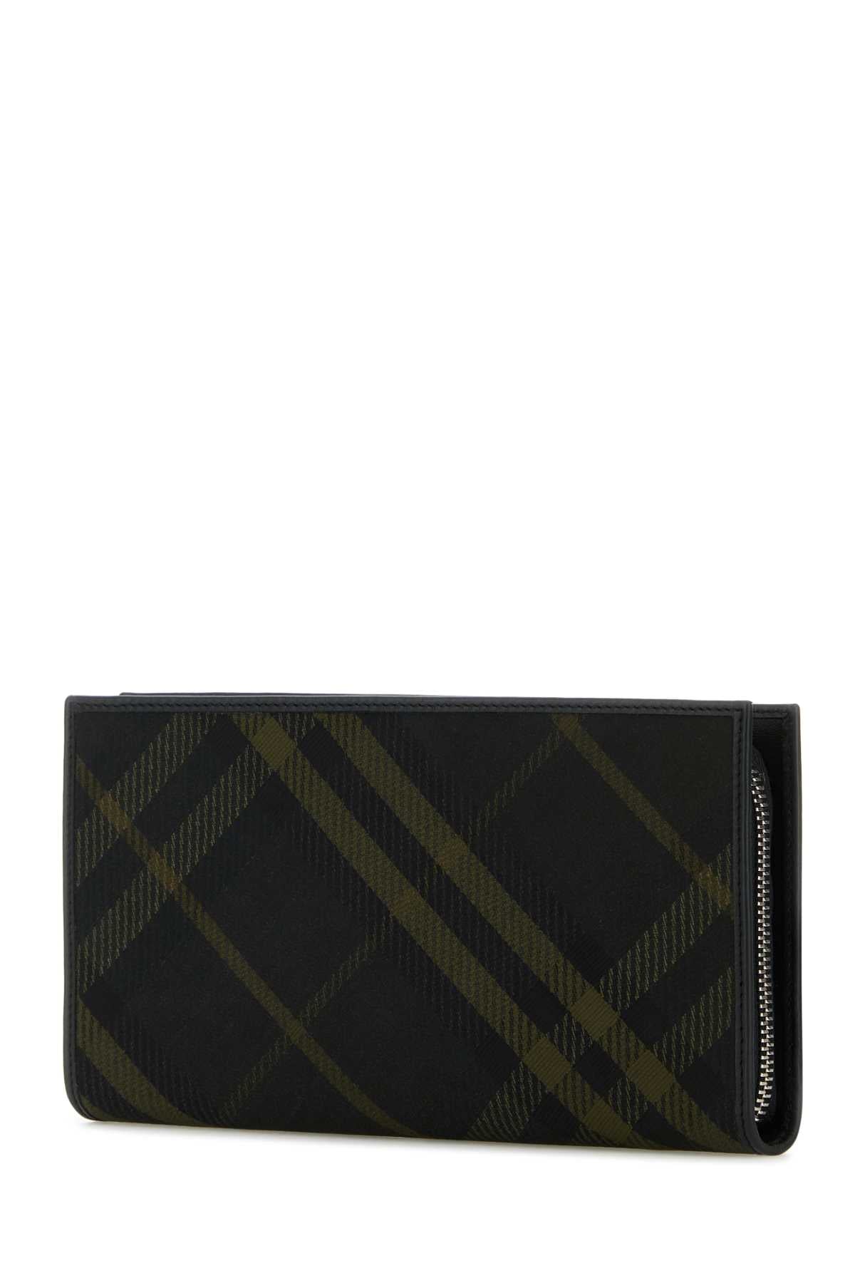 BURBERRY Printed e-Canvas Wallet - 20 cm x 12.5 cm x 2.5 cm