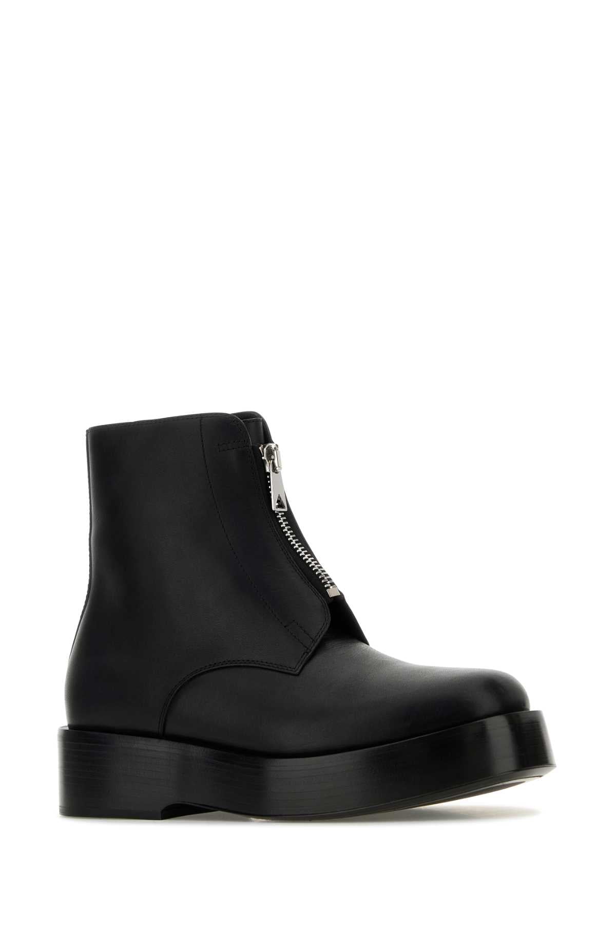 BOTTEGA VENETA Timeless Leather Torino Ankle Boots - Man