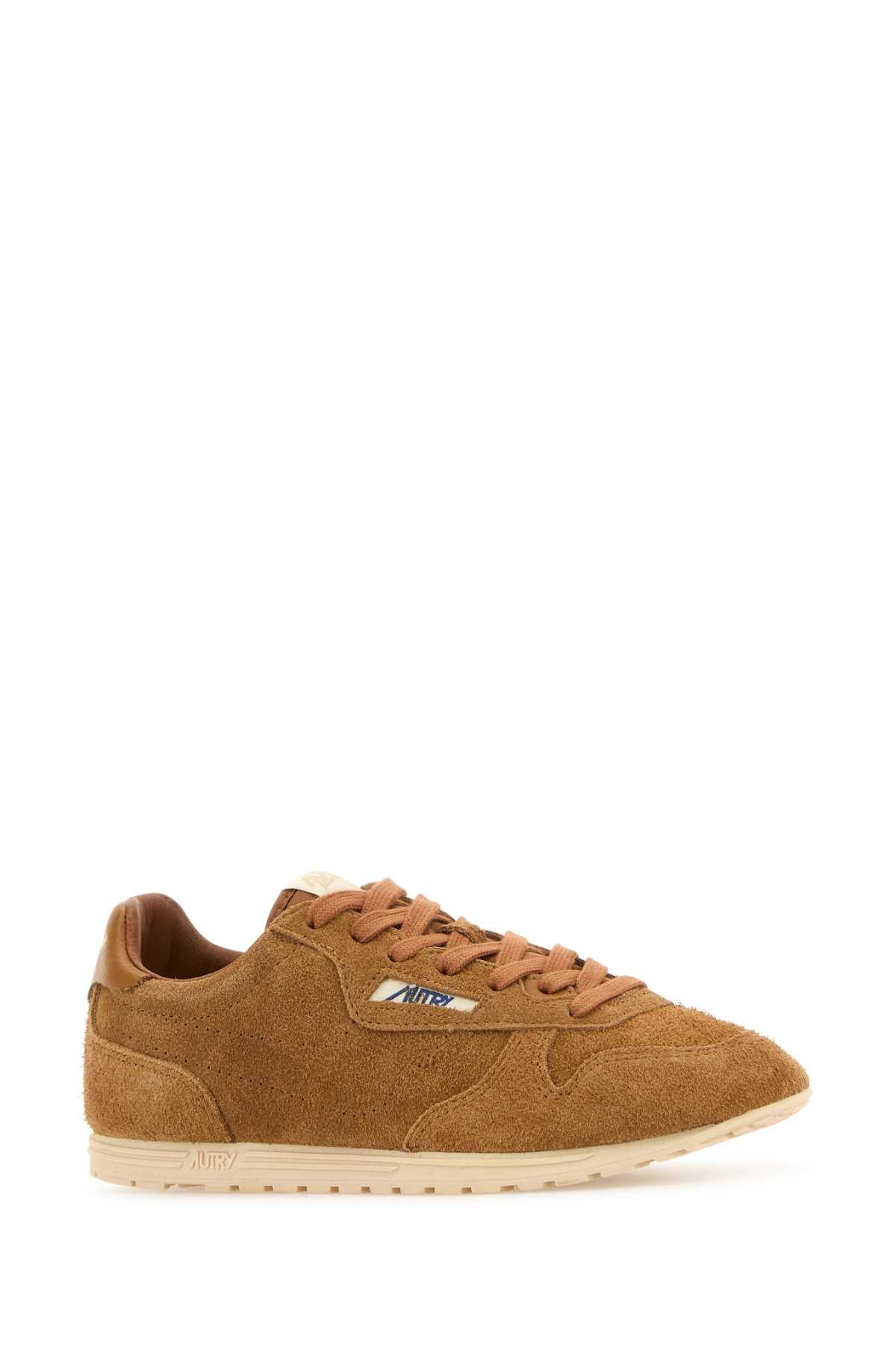 AUTRY Luxurious Suede Windspin Sneakers for Women