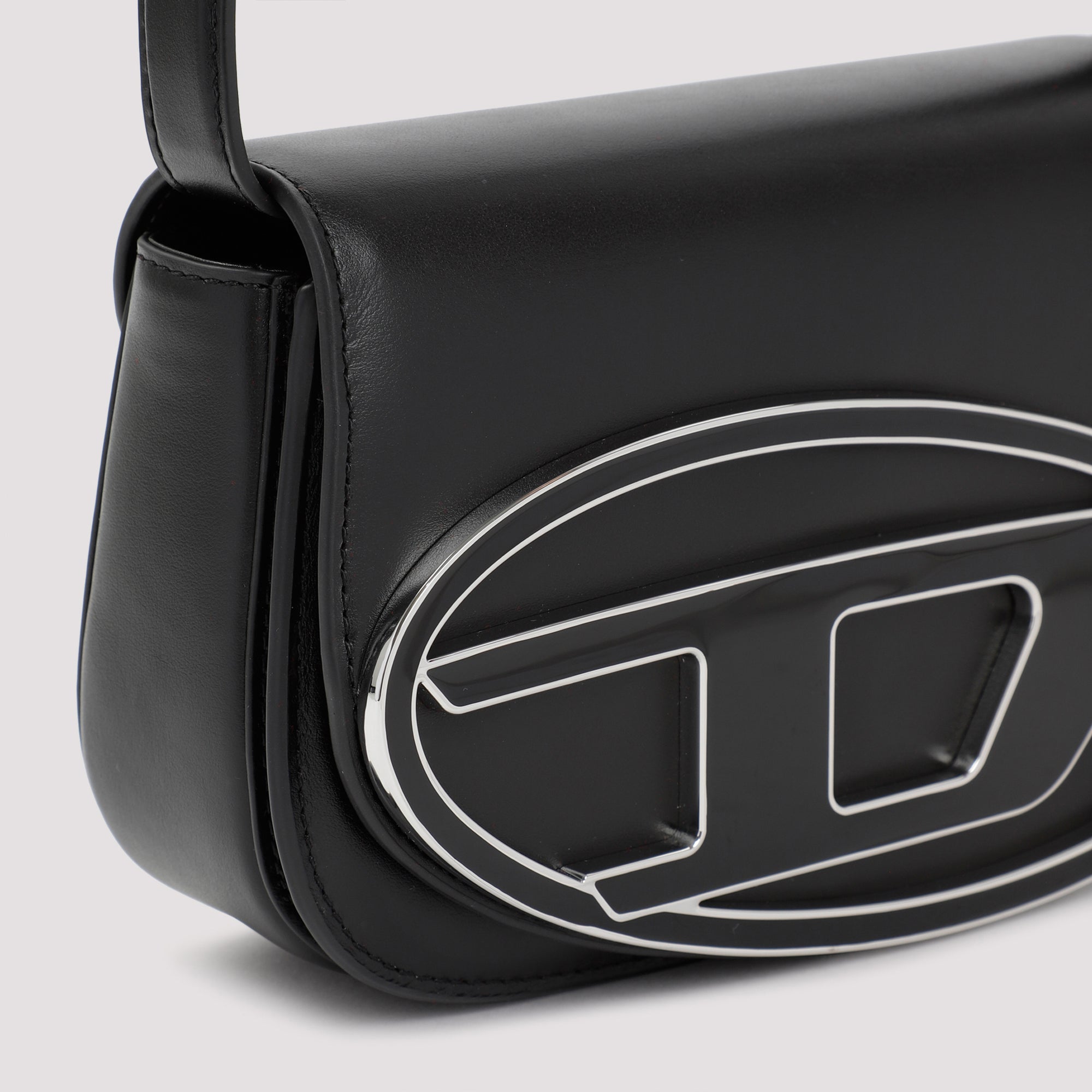 DIESEL Mini Leather Handbag - 20cm x 12cm x 5.5cm