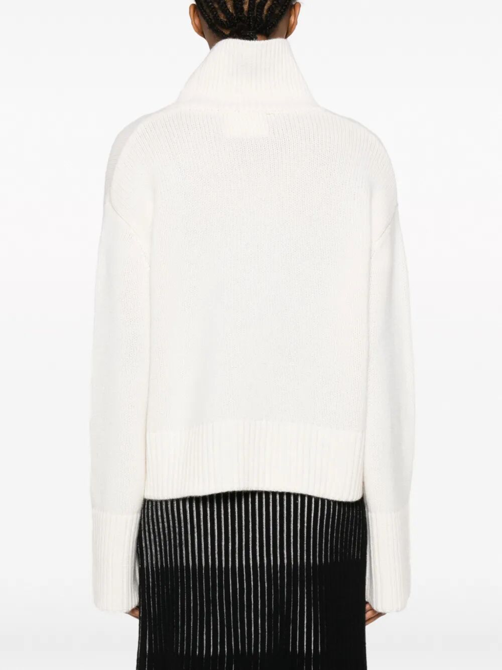 LISA YANG Fleur Turtleneck Cashmere Sweater