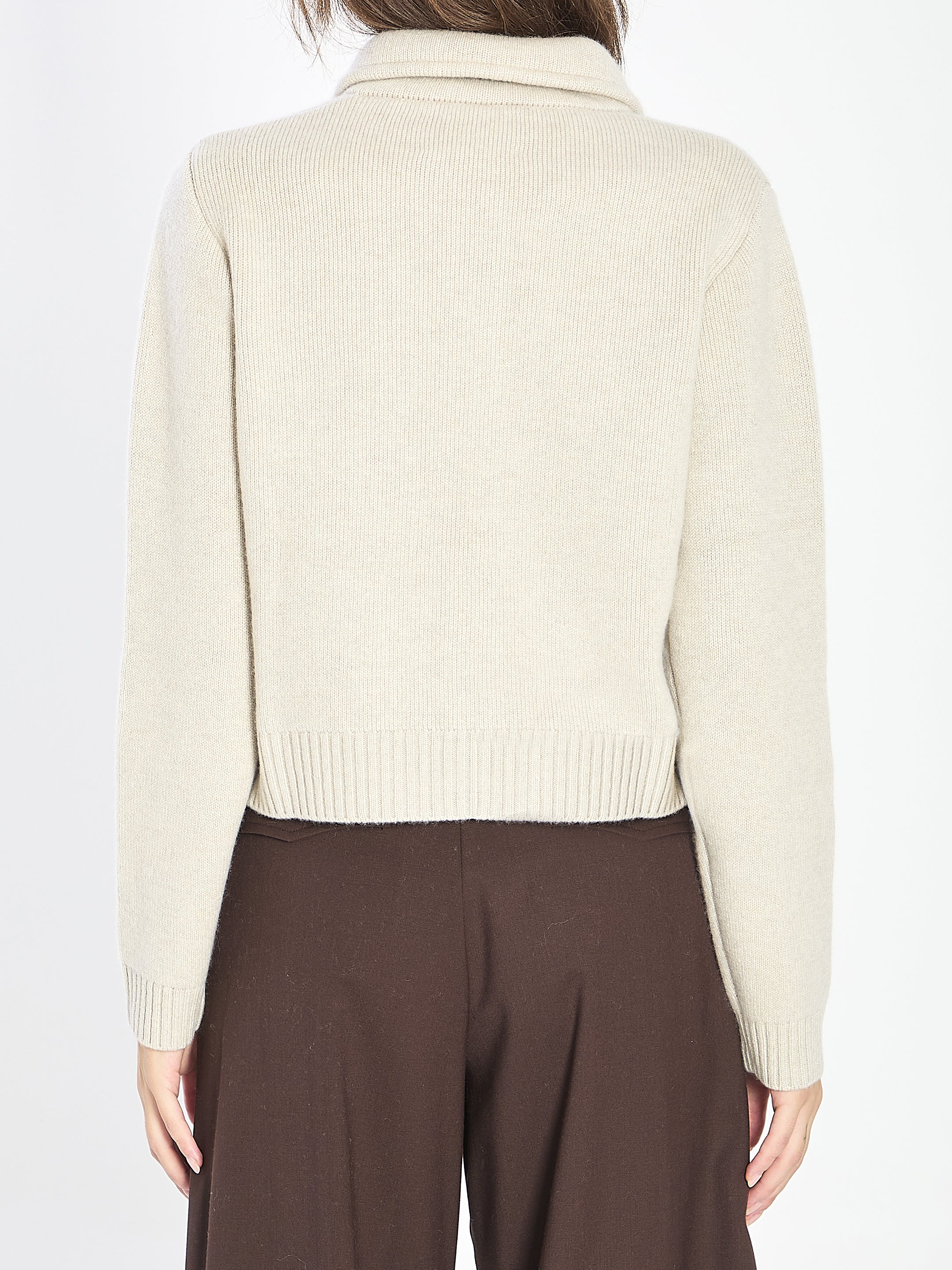 LISA YANG Cropped Cardigan Sweater with Pointed Collar - Size 01