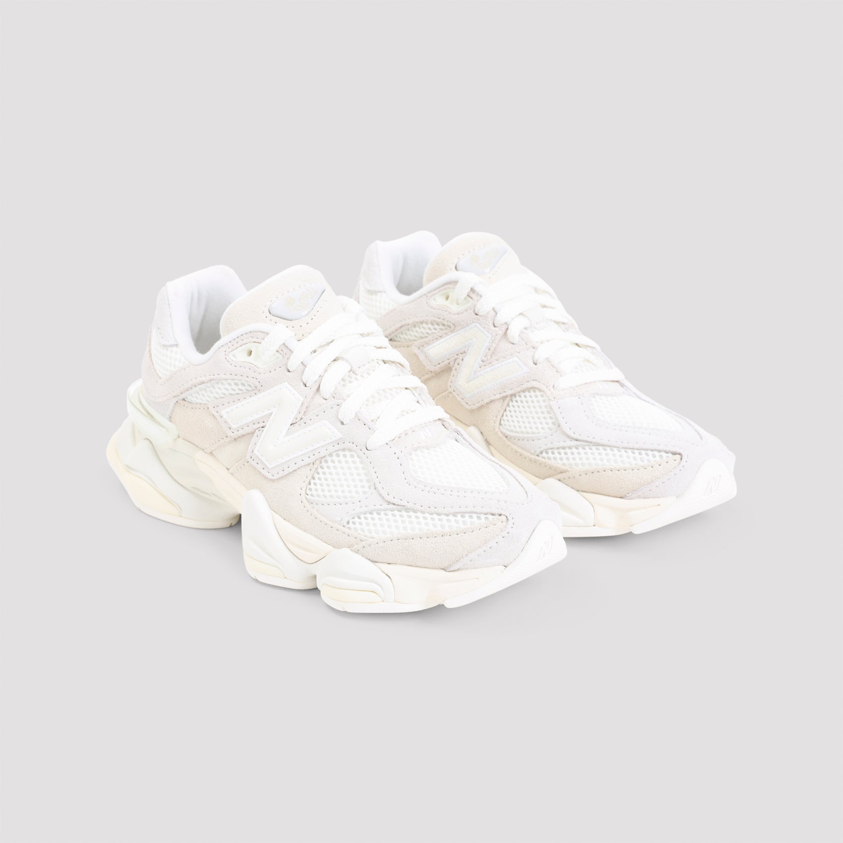 NEW BALANCE Unisex 9060 Sneaker