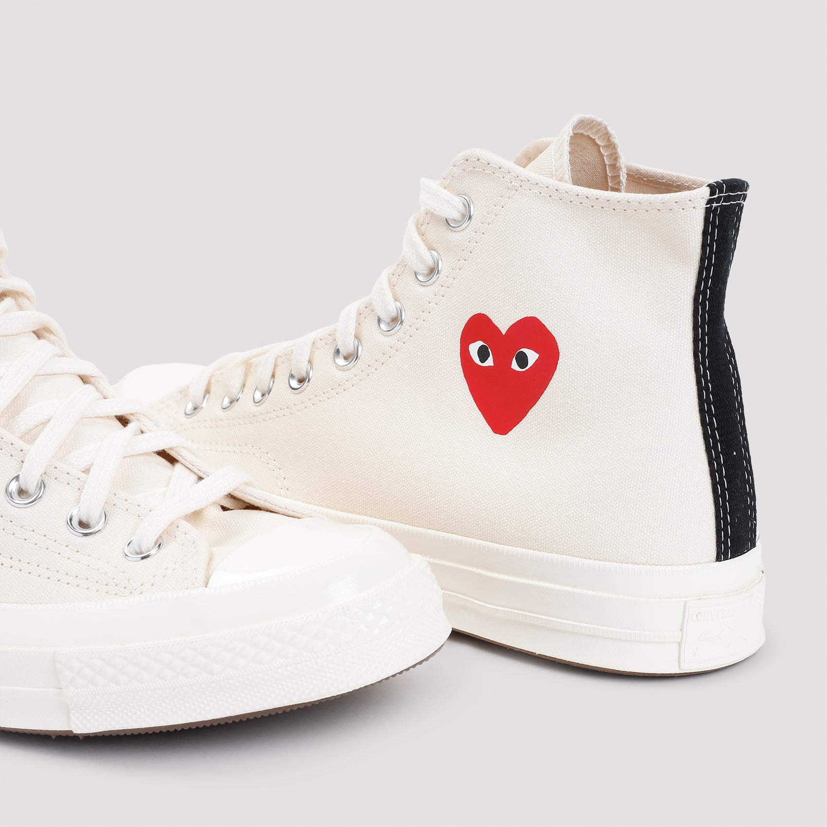 COMME DES GARÇONS PLAY Unisex High Top Sneakers