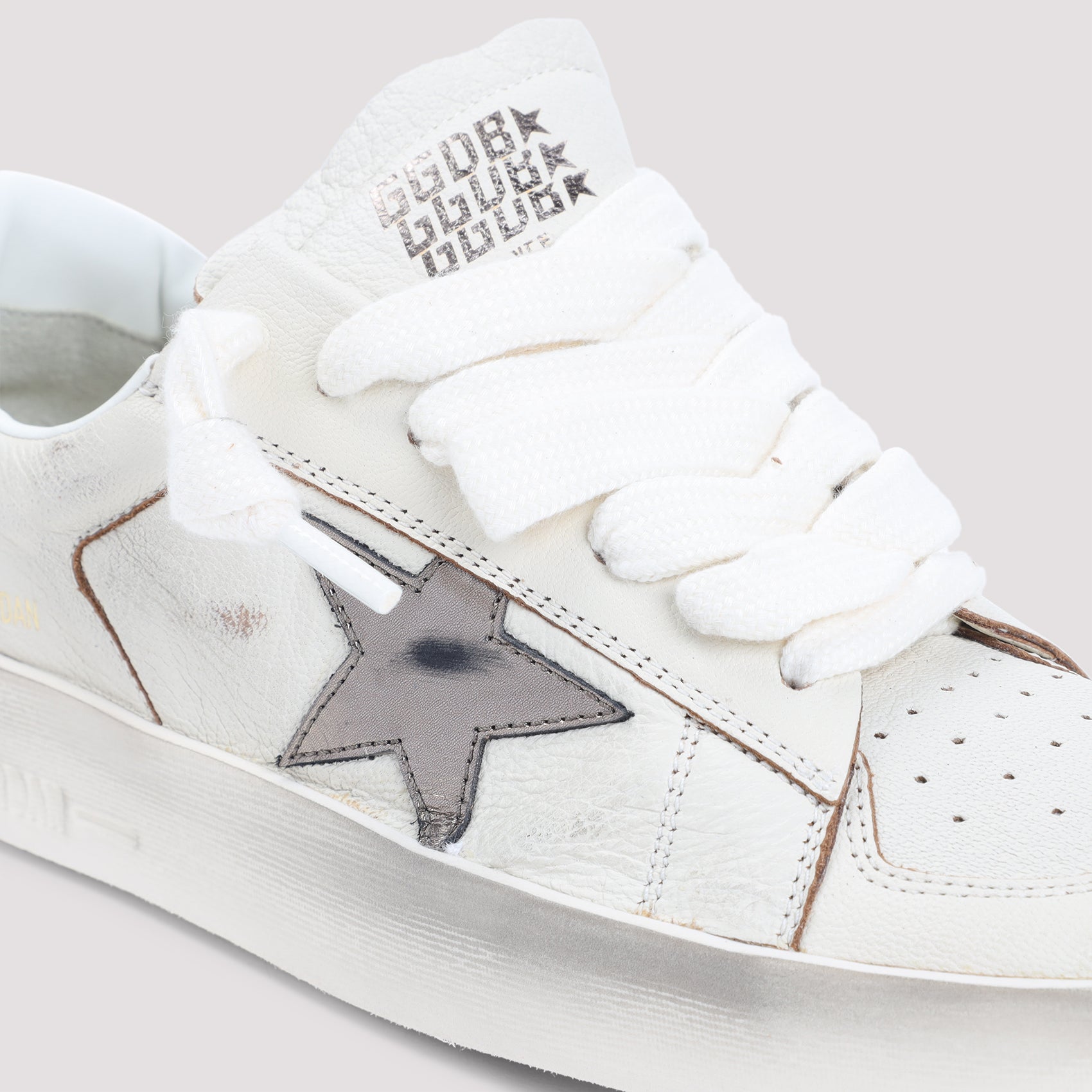 GOLDEN GOOSE Classic Men's Stardan Sneaker - FW25 Collection