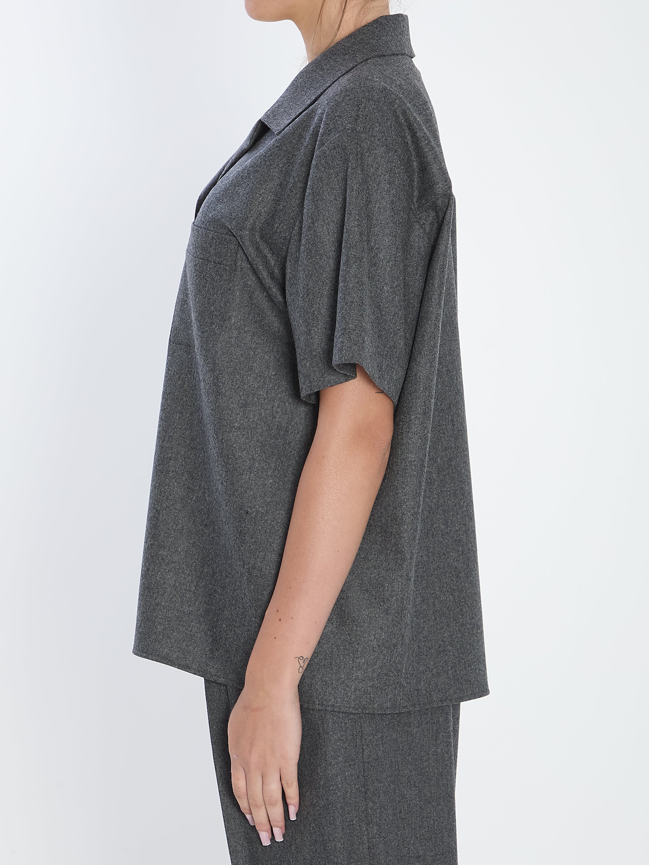 KHAITE Classic Masculine-Inspired Shirt - Regular Fit