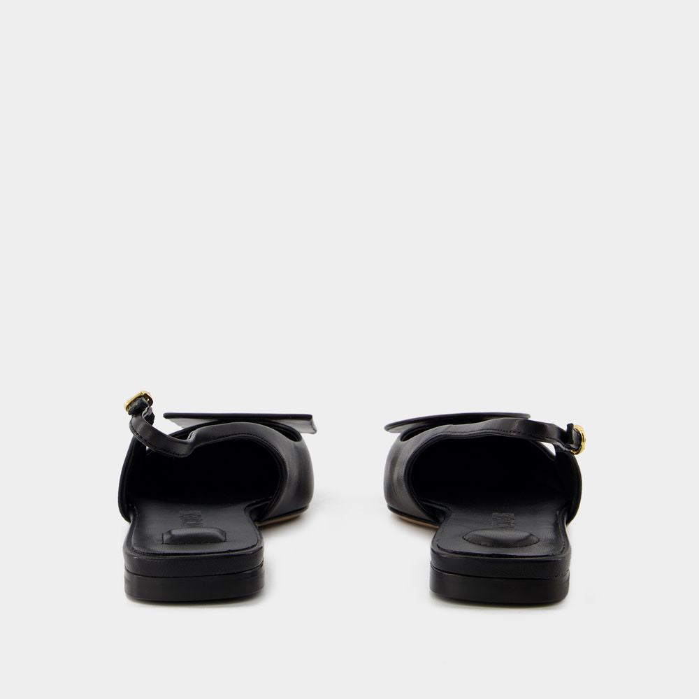 JACQUEMUS Sleek Slingback Pumps
