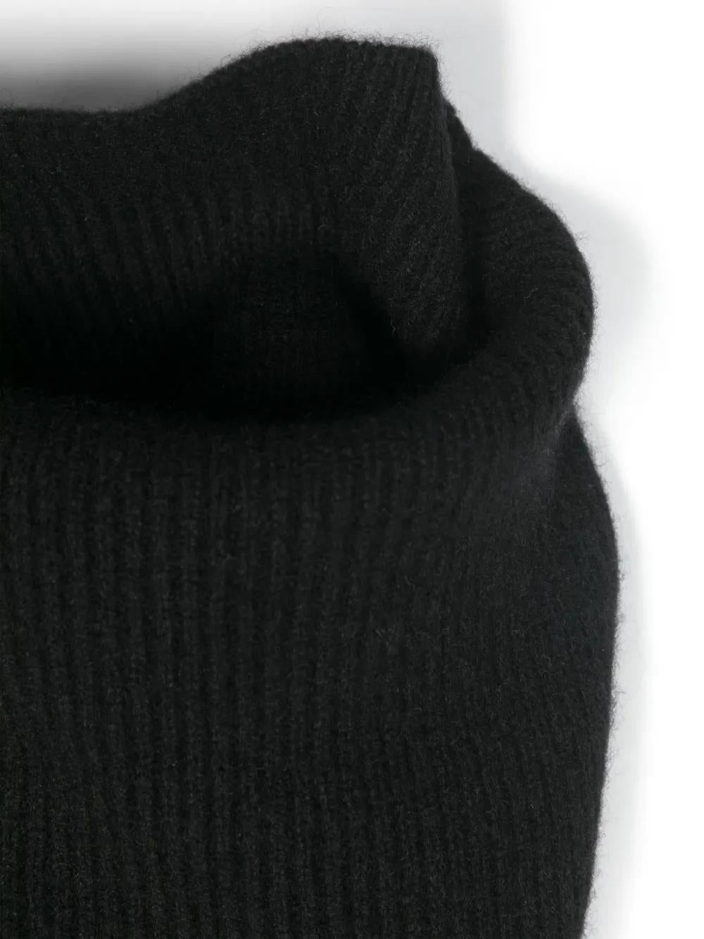 TOTEME Ribbed Cashmere Neck Warmer