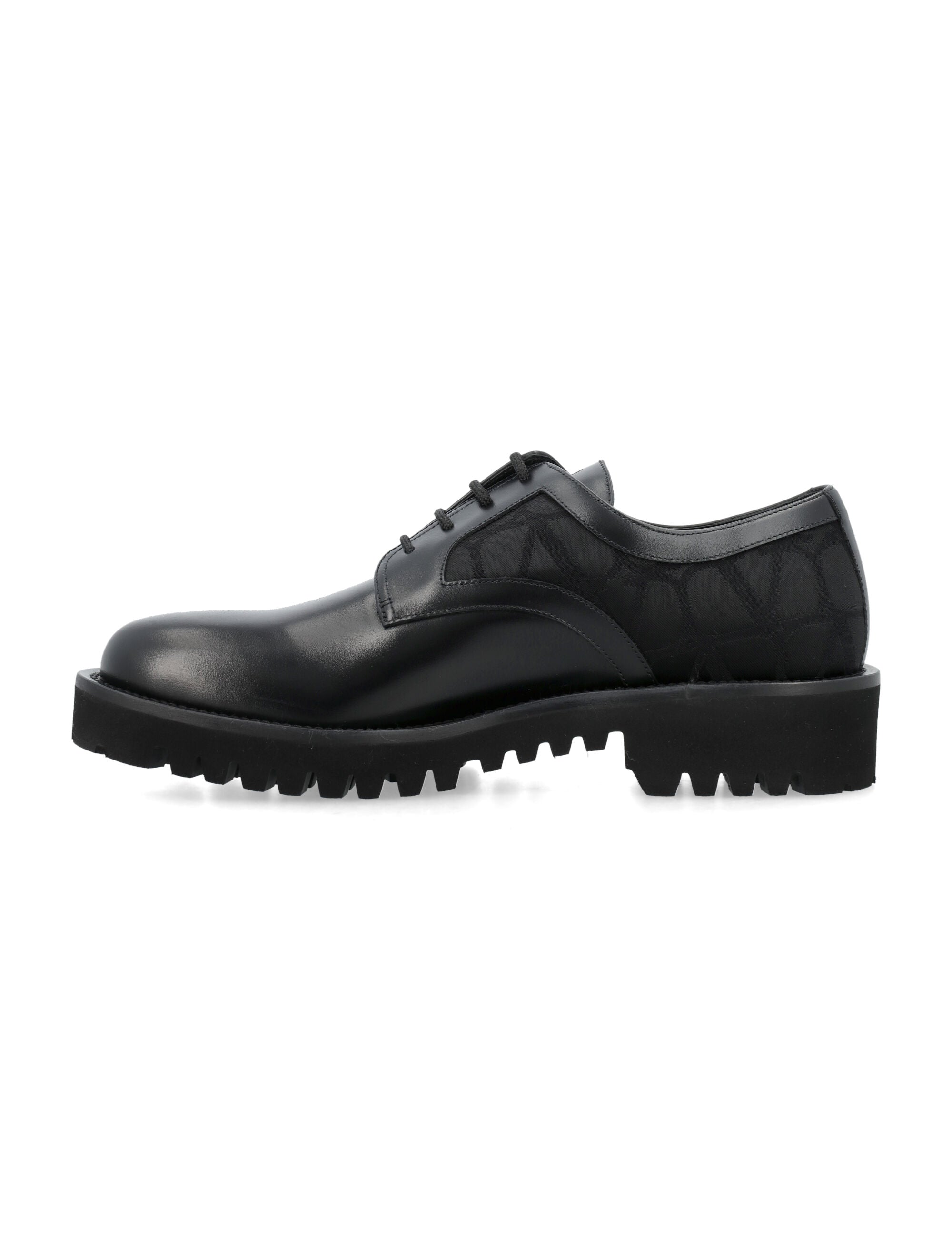 VALENTINO GARAVANI Leather Lace-Up Shoes with Iconic Design
