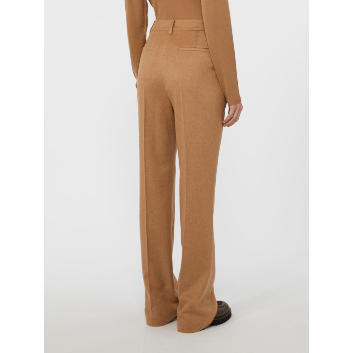 MAX MARA Luxurious Long Trouser with Tailored Fit