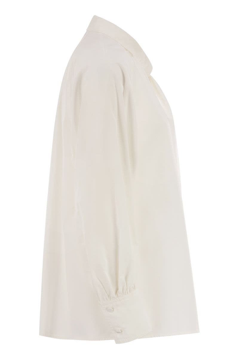 WEEKEND MAX MARA Elegant Cotton Poplin Blouse with Bow Detail