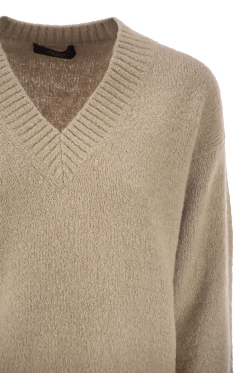 WEEKEND MAX MARA V-Neck Alpaca and Cotton Sweater with Loose Fit