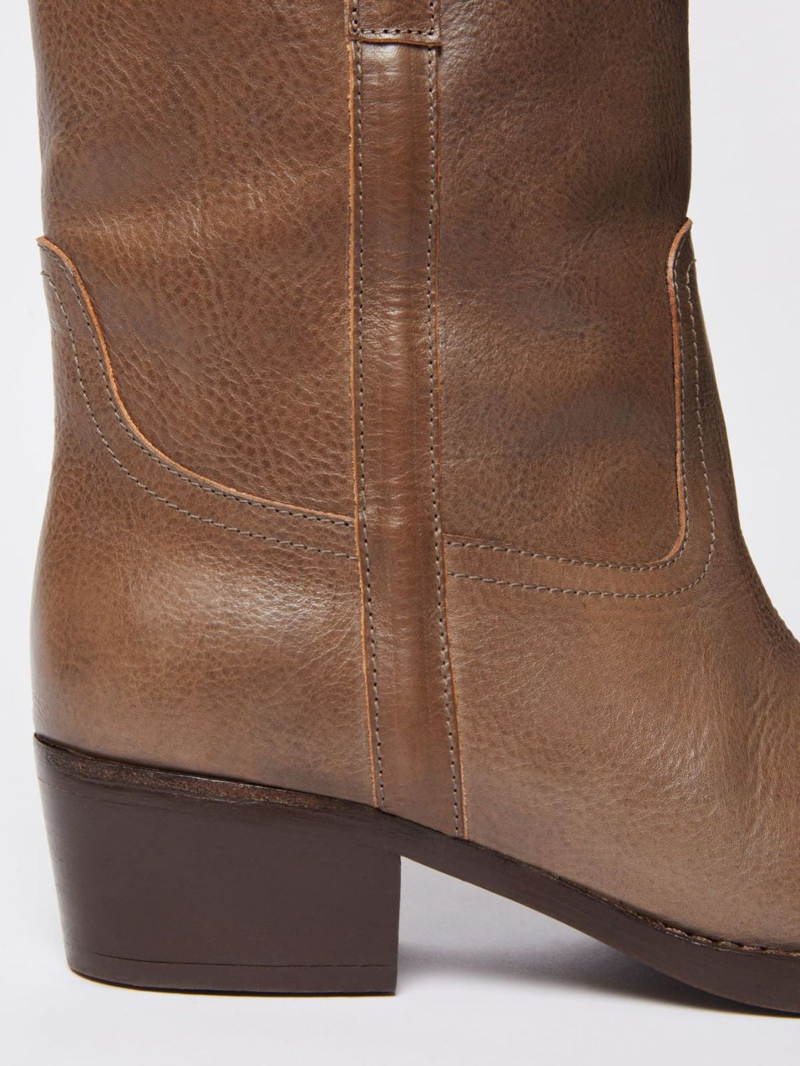 WEEKEND MAX MARA Weekend Ranch Boots