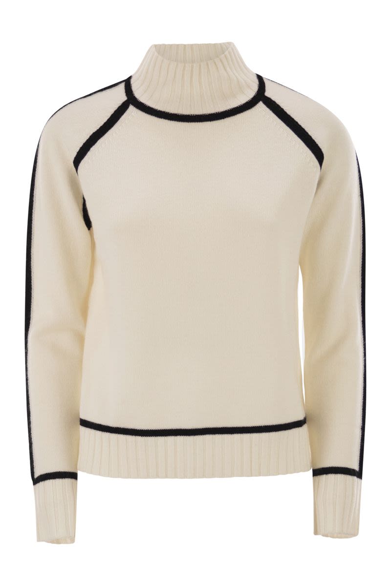 MAX MARA Luxury Wool and Cashmere Turtleneck Sweater