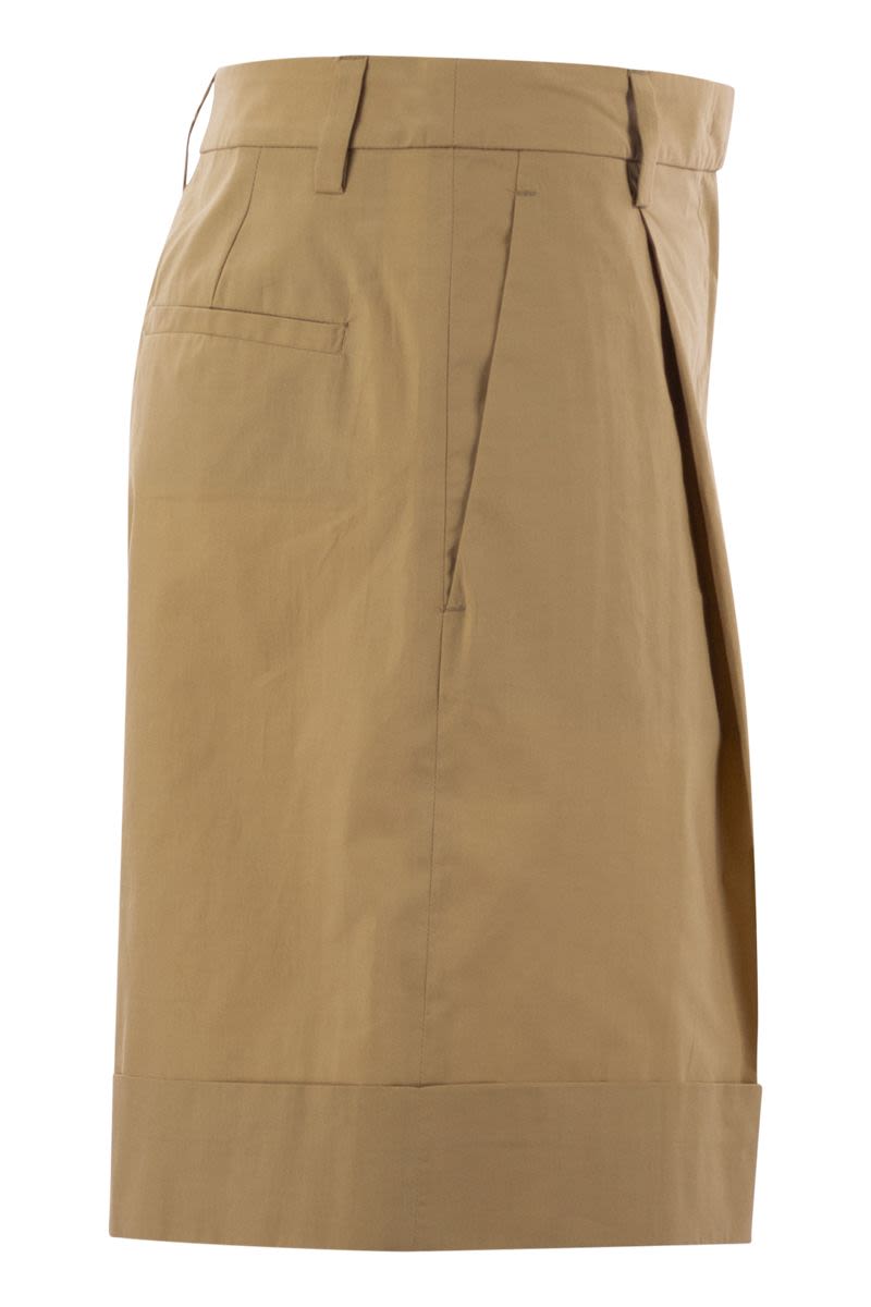 MVP WARDROBE Regular Fit Cotton Shorts with Darts