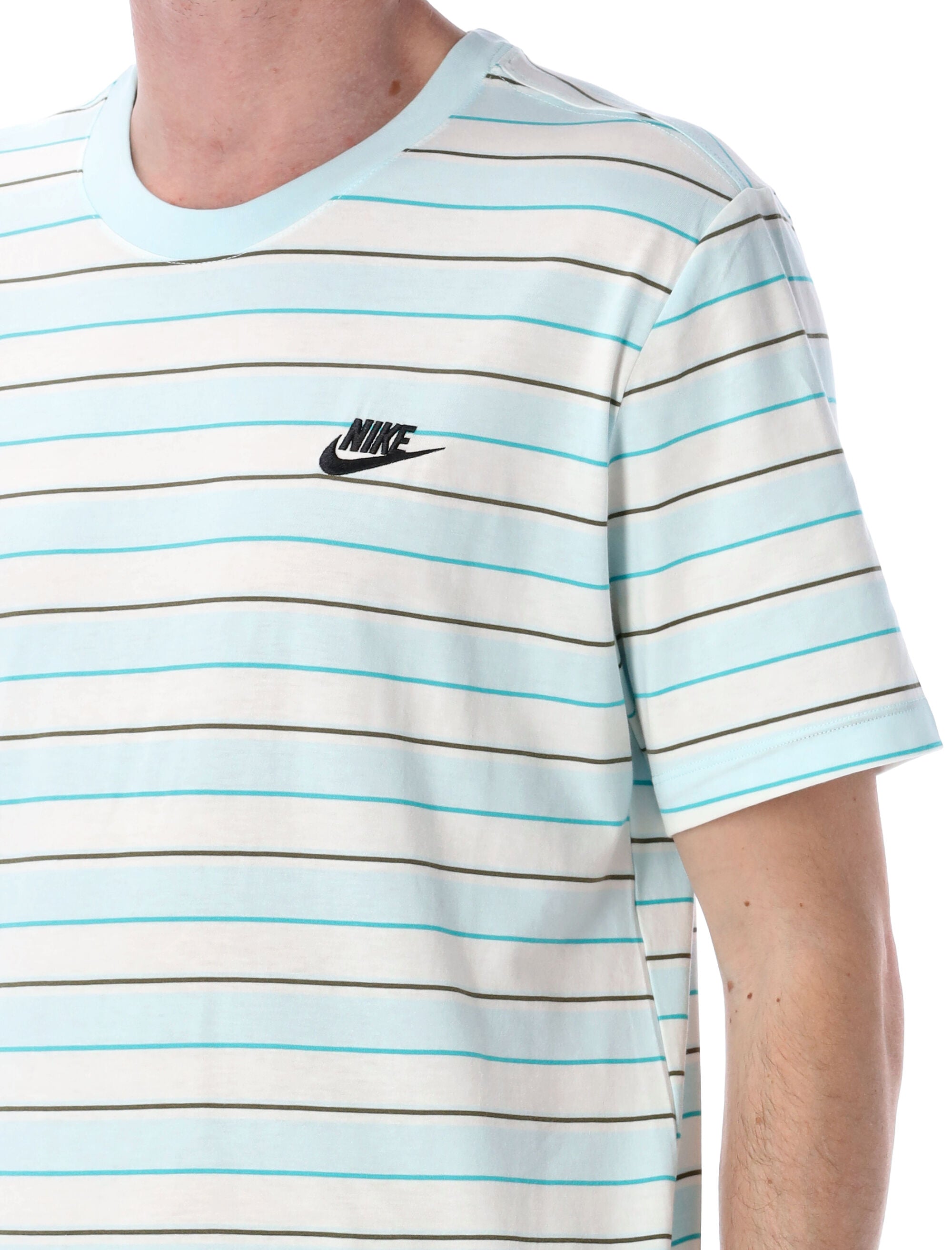 NIKE Striped T-Shirt - Relaxed Fit, Size L