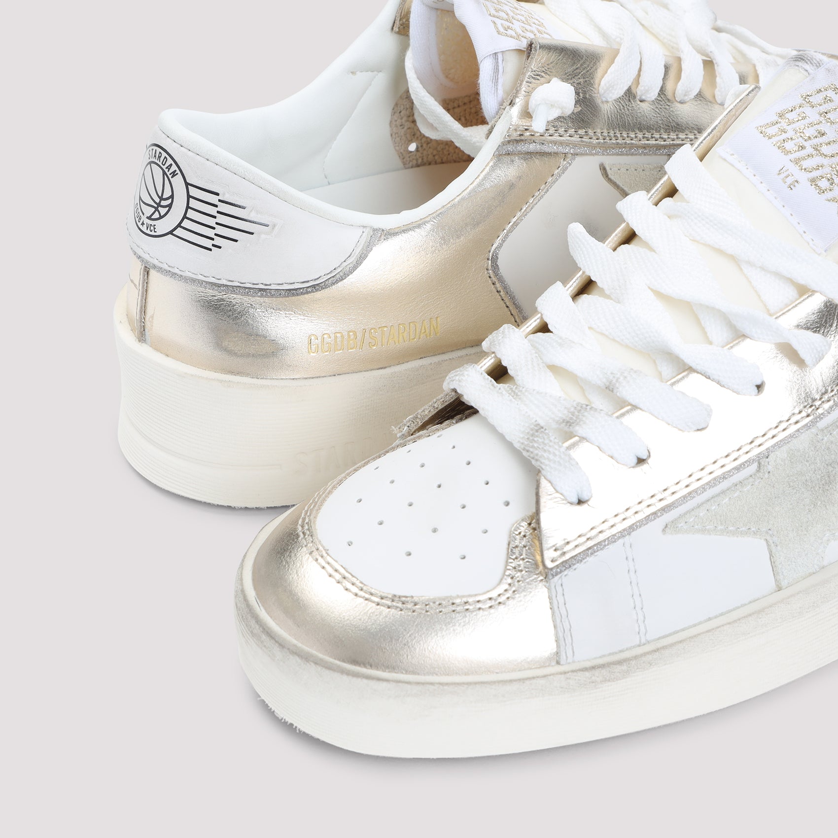 GOLDEN GOOSE Stardan Minimalist Sneaker