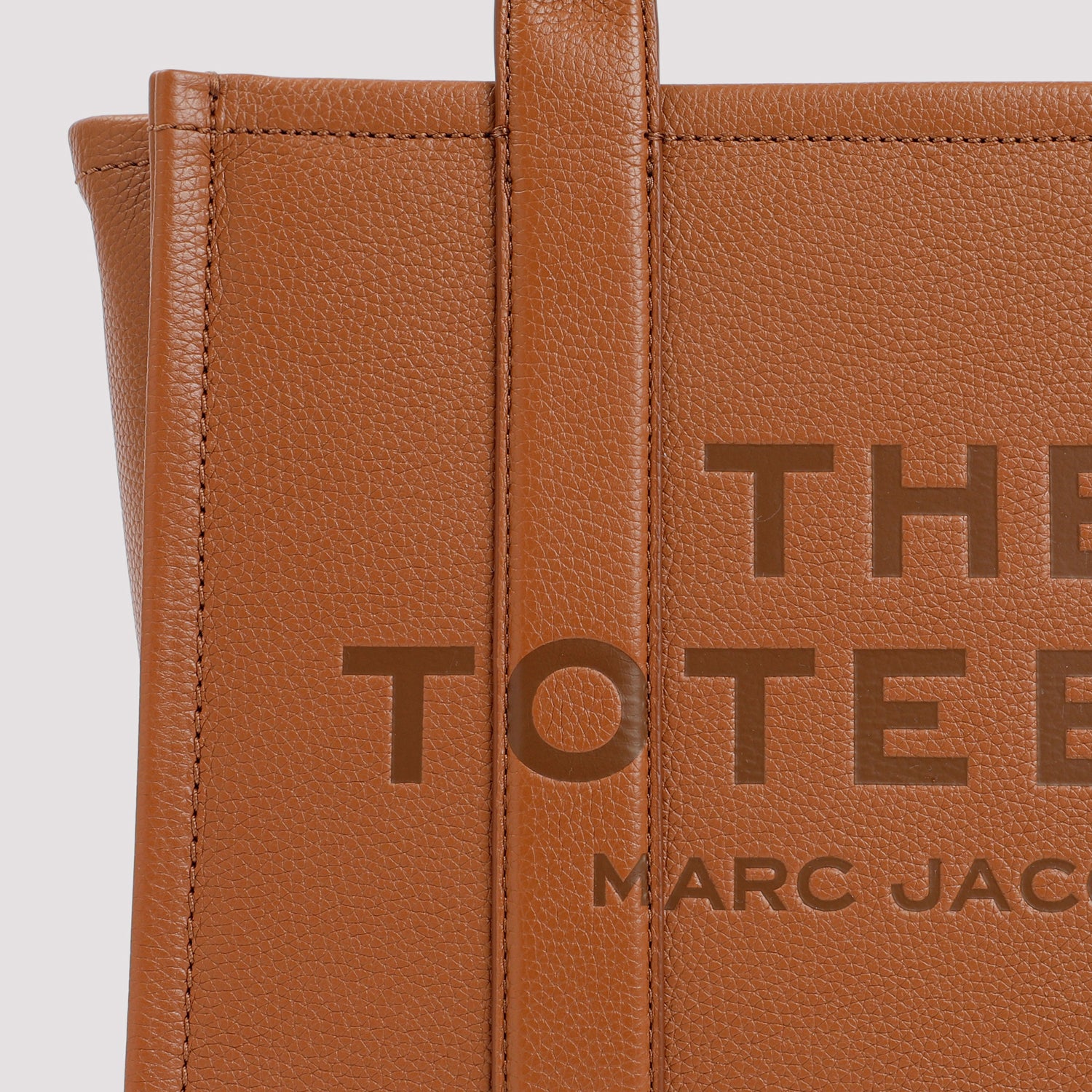 MARC JACOBS The Leather Medium Tote Handbag - 33cm x 25cm x 14cm