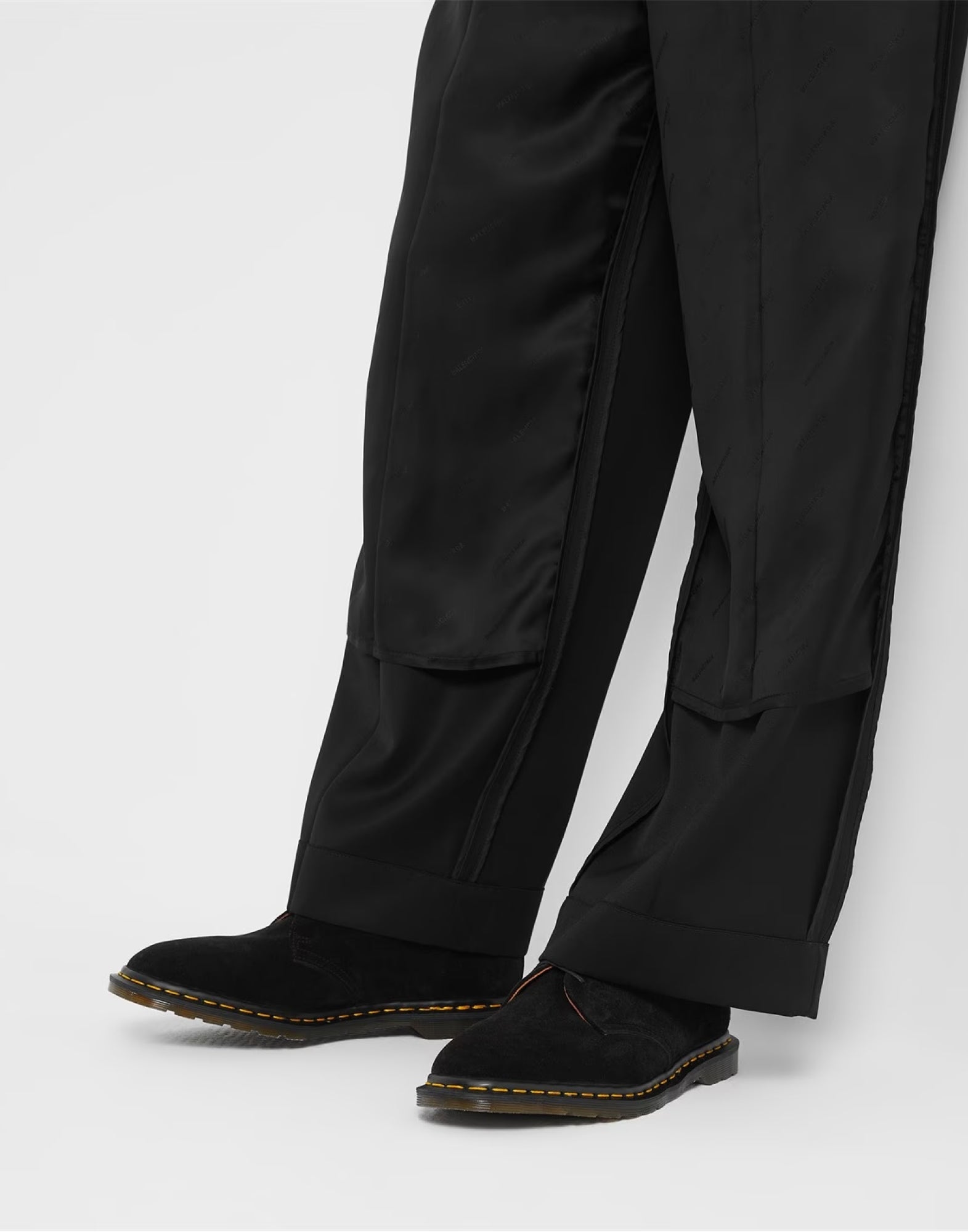 DR. MARTENS Archie II Lace-Up Derby Dress Shoes for Women