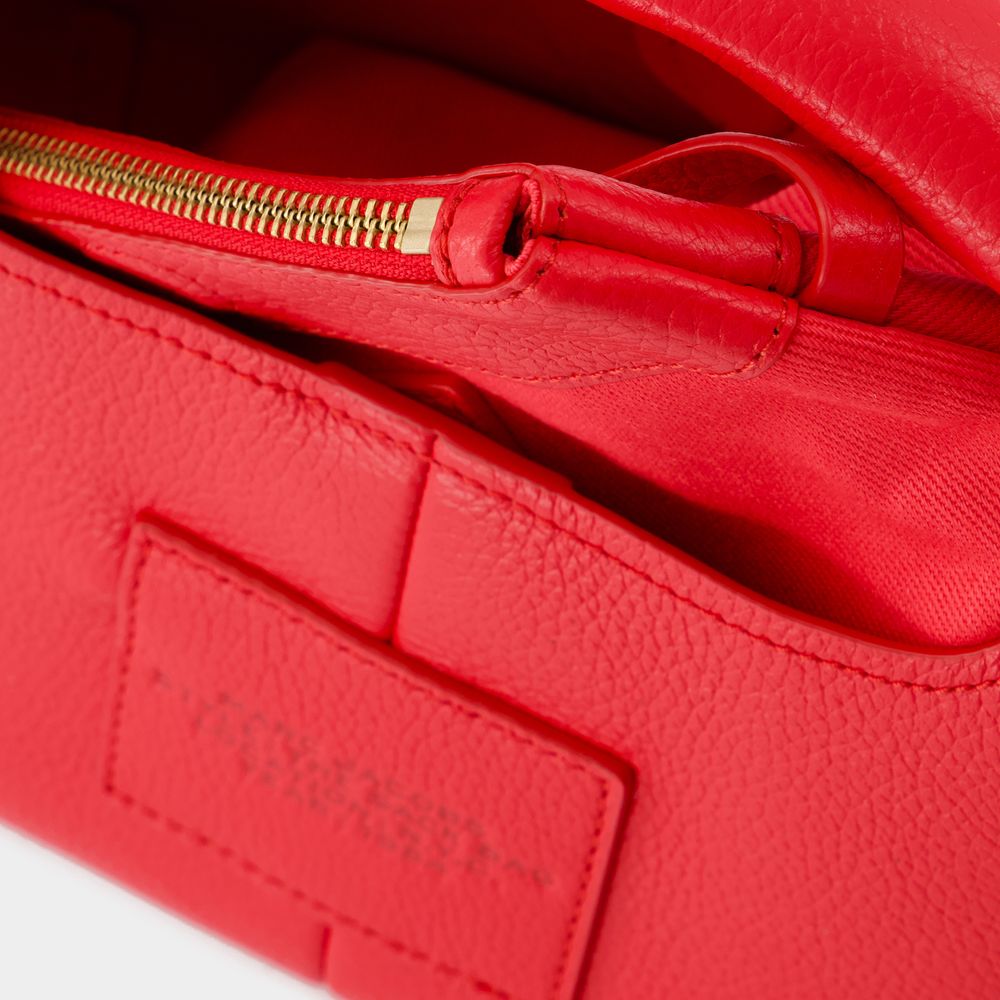 MARC JACOBS Mini Sack Purse - Chic Essential for Autumn 2025