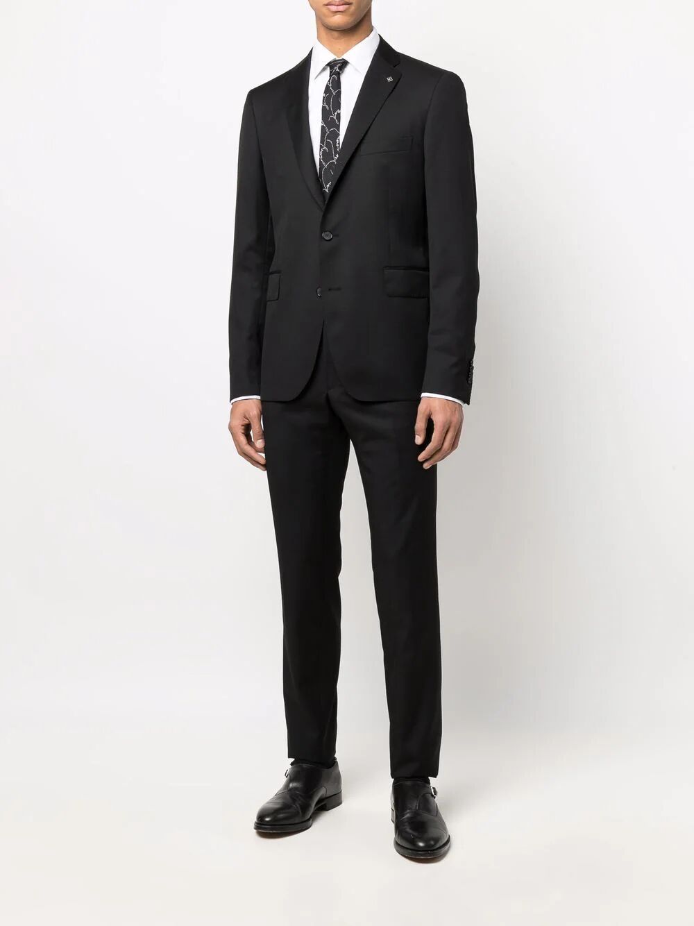 TAGLIATORE Classic Suit with Constructed Shoulder