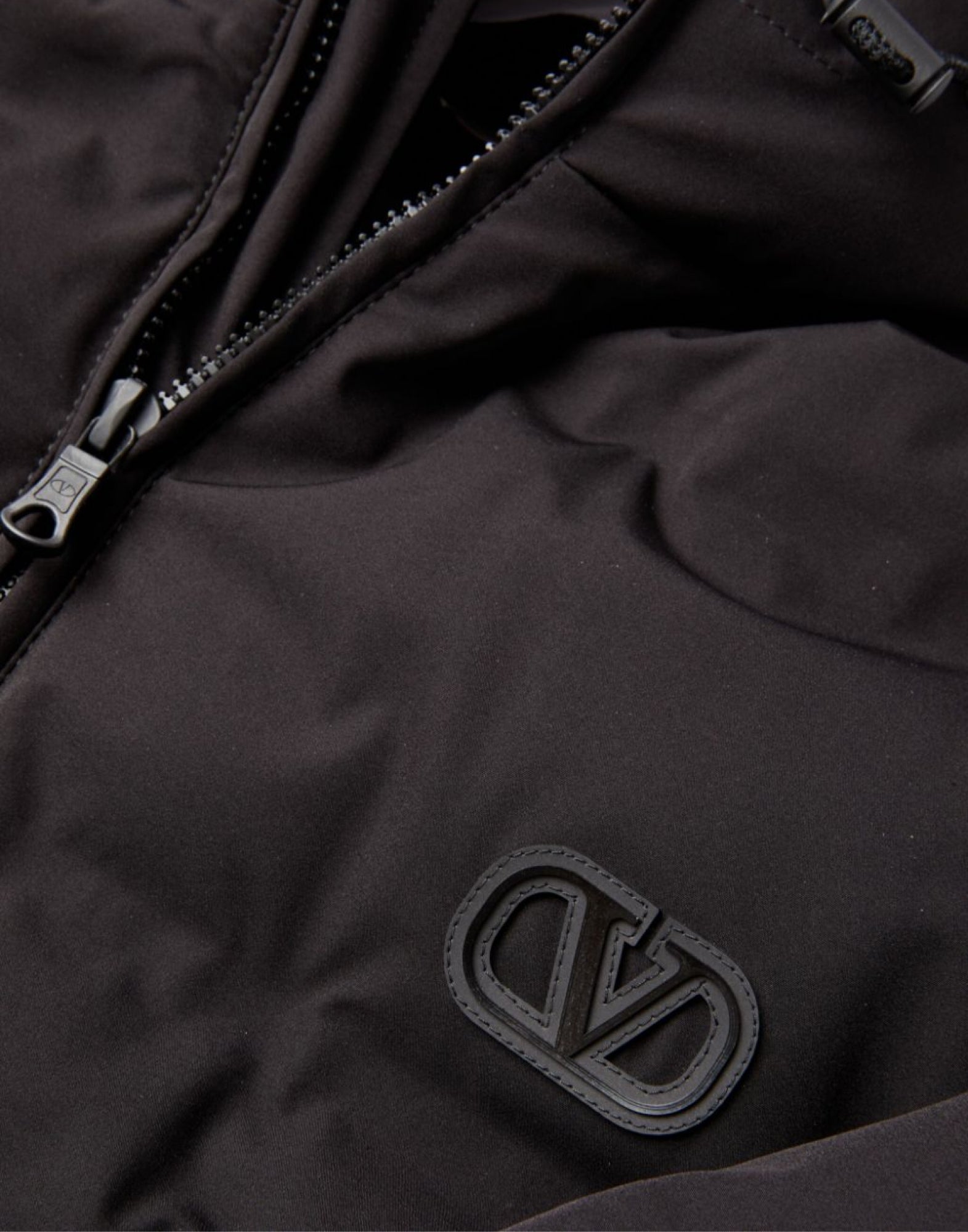 VALENTINO GARAVANI Men's Puffer Jacket with Logo Design