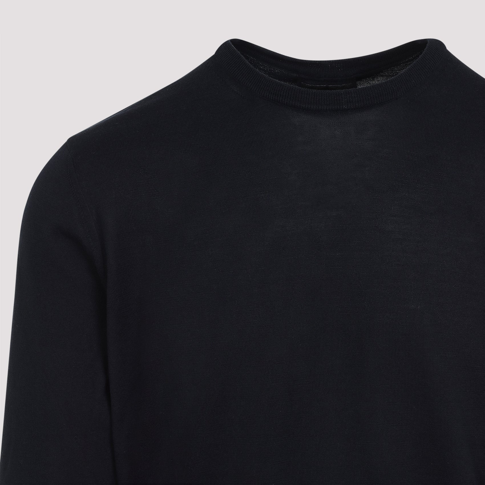 GIORGIO ARMANI Men's Stylish Pullover Sweater