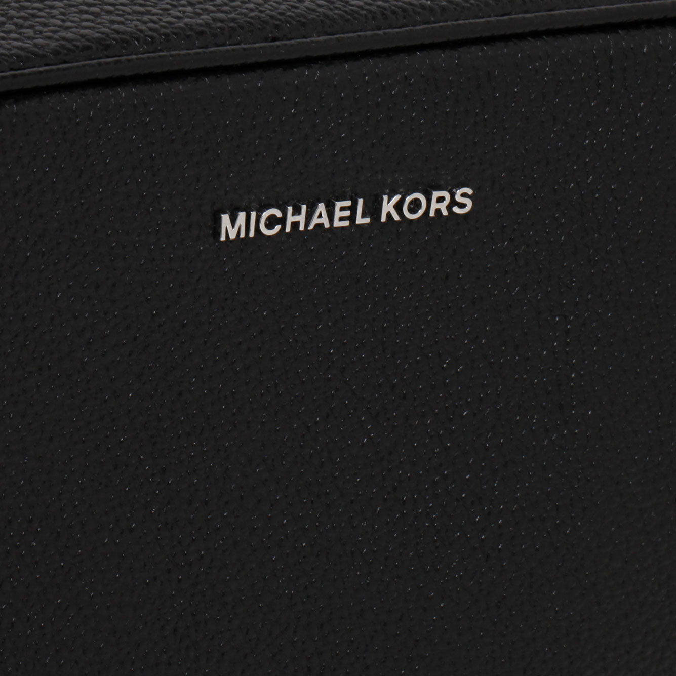 MICHAEL KORS Elegant Leather Handbag for Women