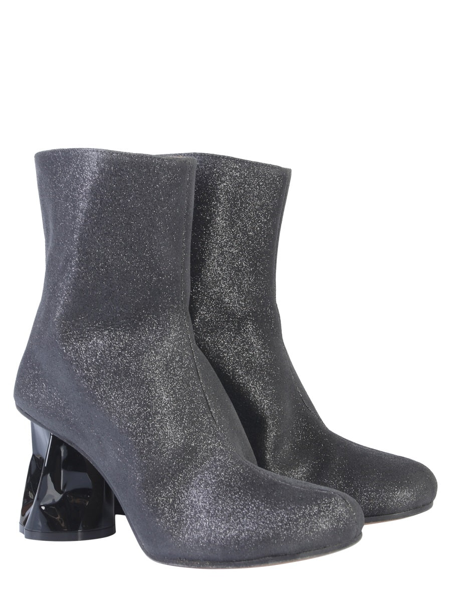 MAISON MARGIELA Fashionable Boot with Crushed Heel - 8 cm