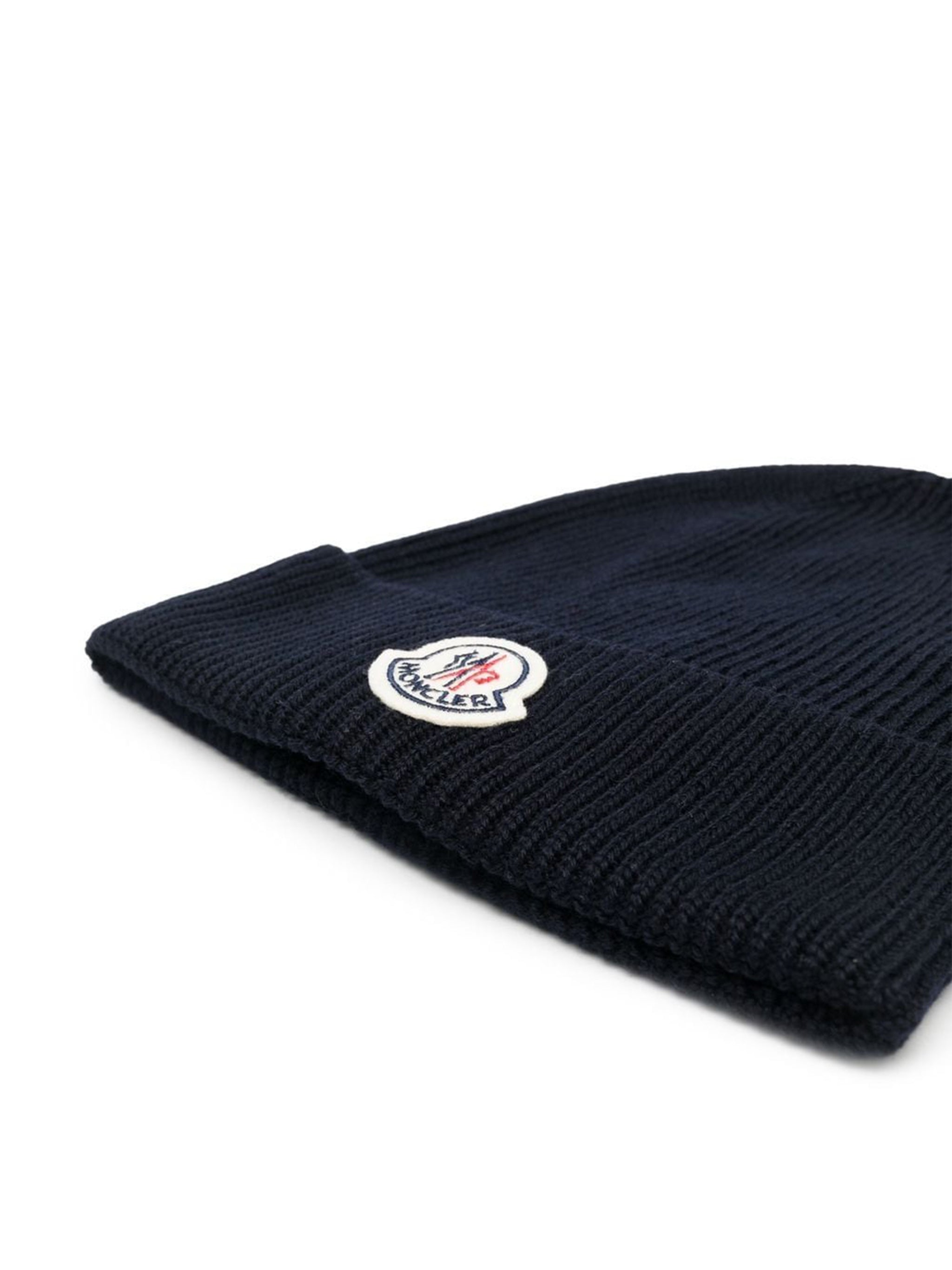 MONCLER Ribbed Logo Patch Beanie - FW25