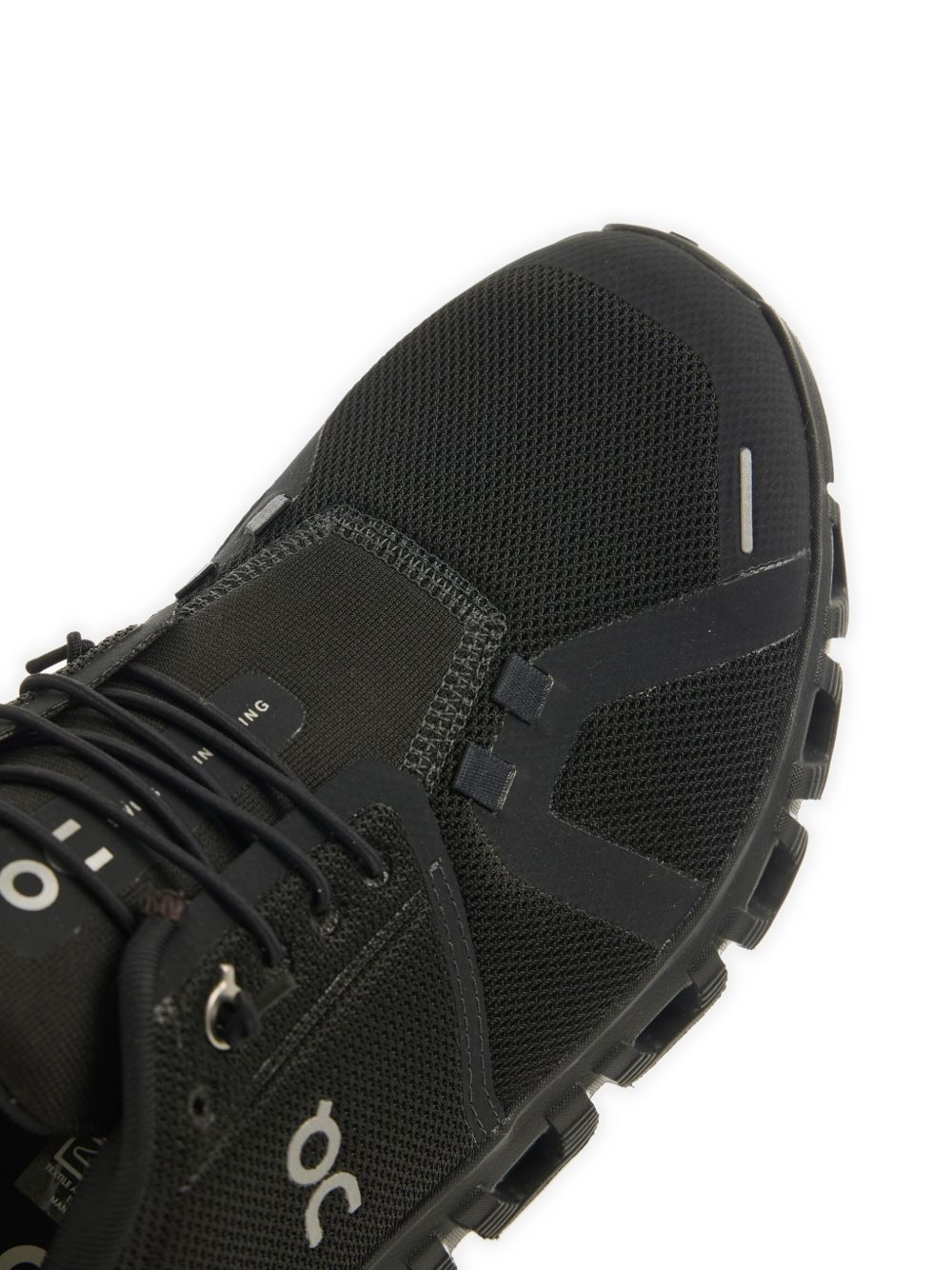 ON RUNNING Cloud 6 Sneaker for Men - Ultimate Comfort and Style