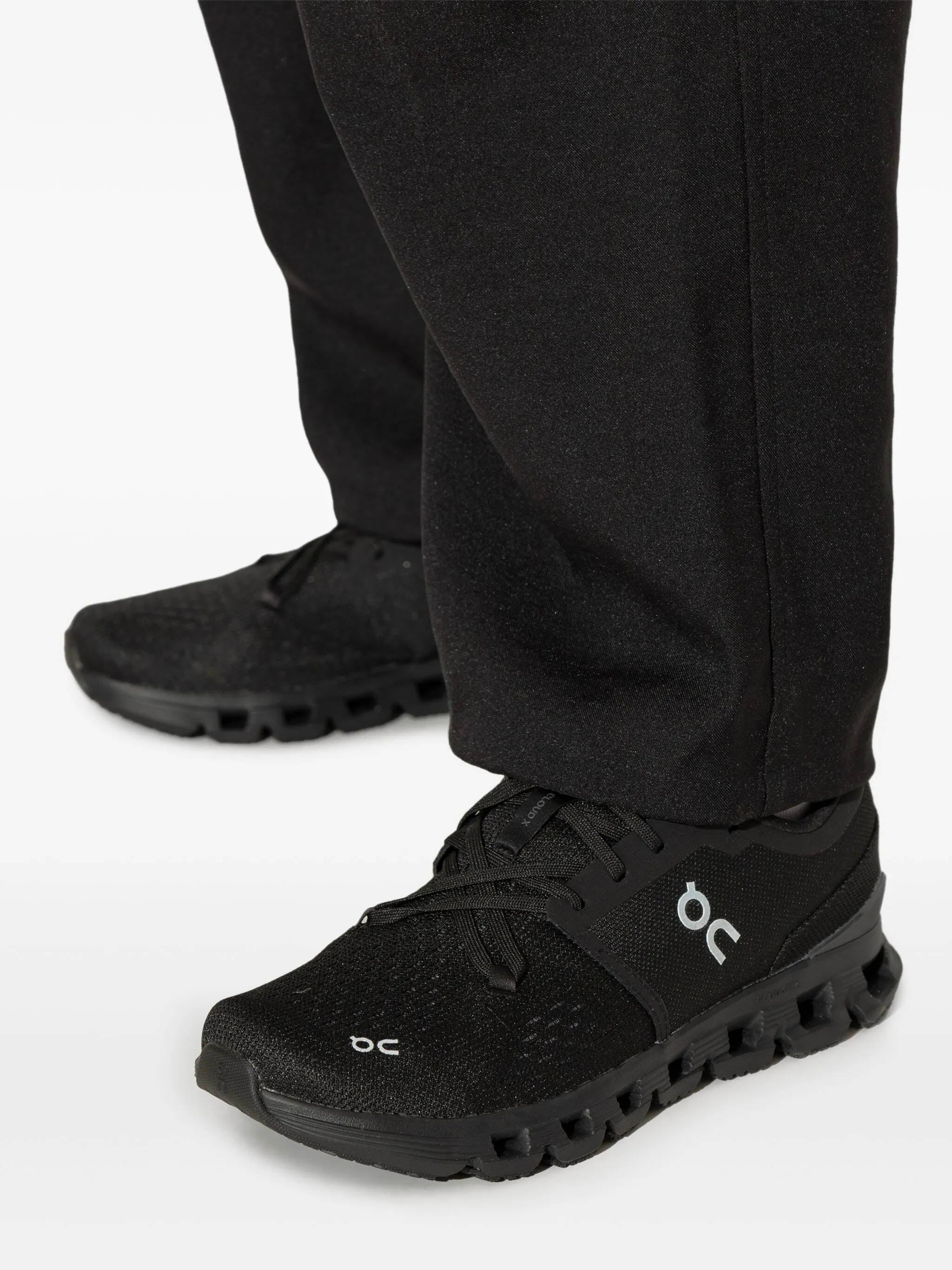 ON RUNNING Women's CLOUD X 4 Sneakers