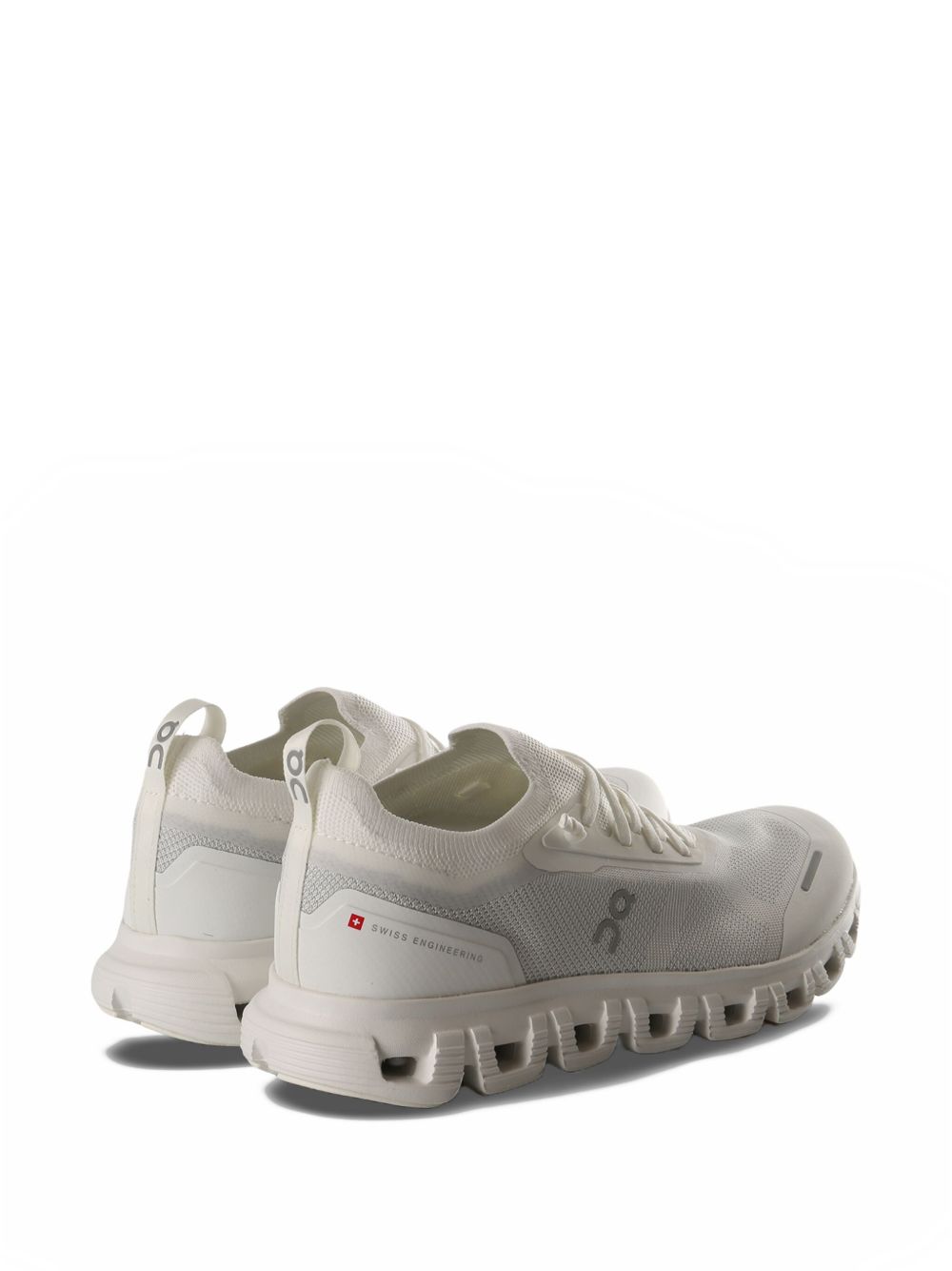 ON RUNNING Cloud 6 Versa Women's Low-Top Sneakers