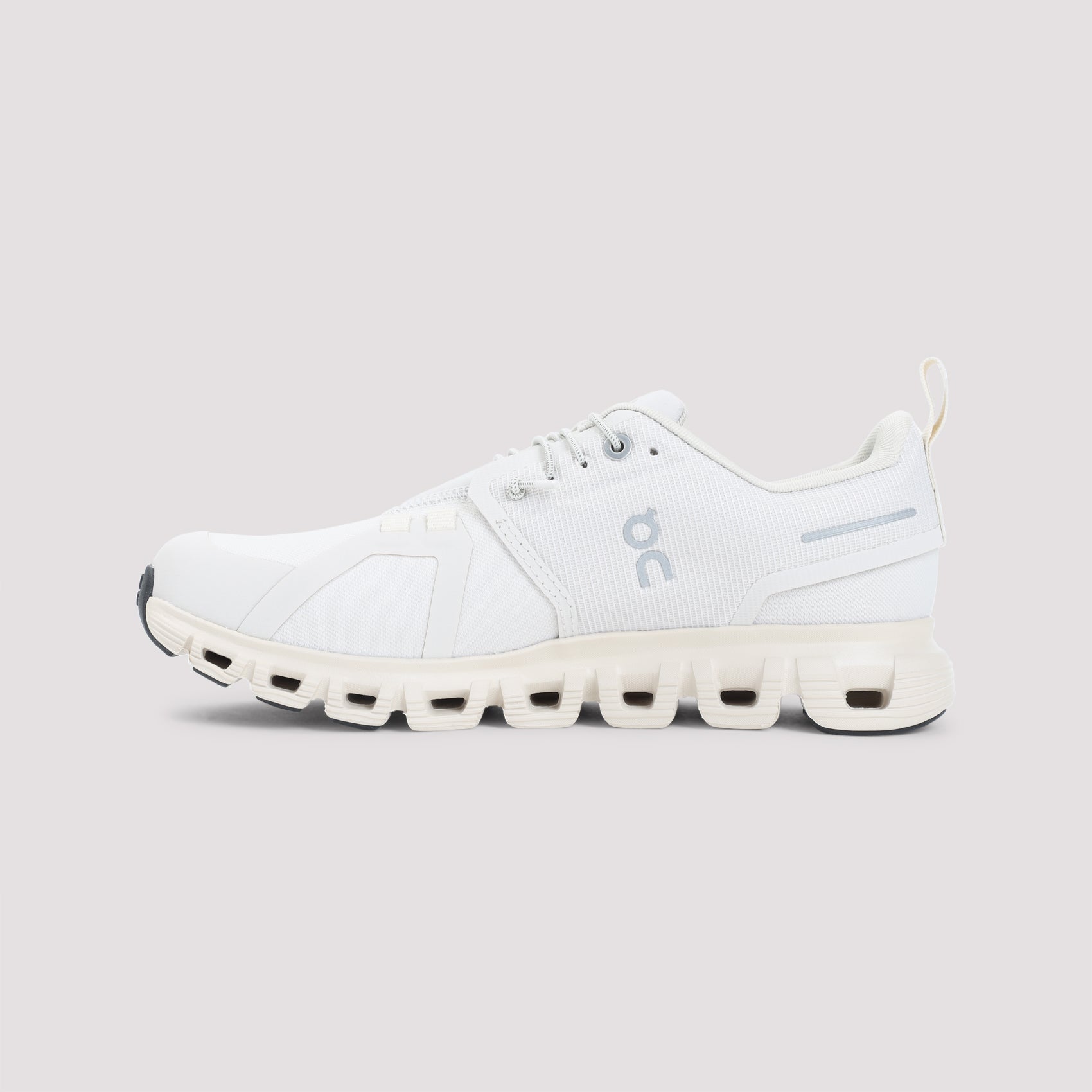 ON RUNNING Women’s Cloud 6 WP Sneakers
