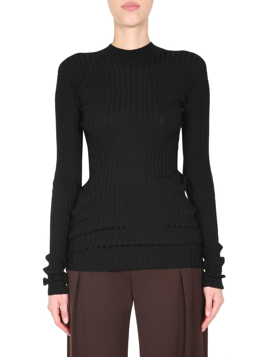 BOTTEGA VENETA Elegant Turtleneck Sweater with Elongated Sleeves