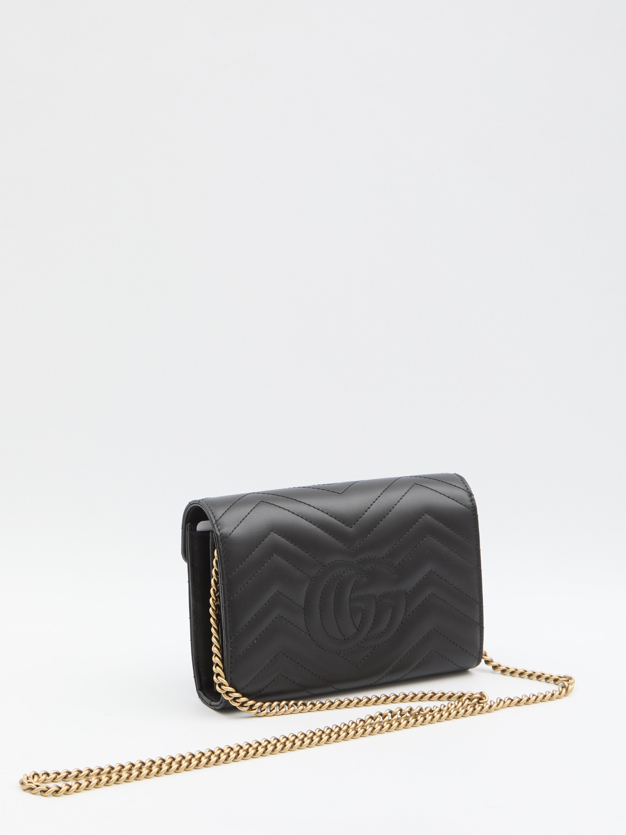 GUCCI Mini Quilted Leather Clutch with Chain - 12 cm x 20 cm x 4 cm