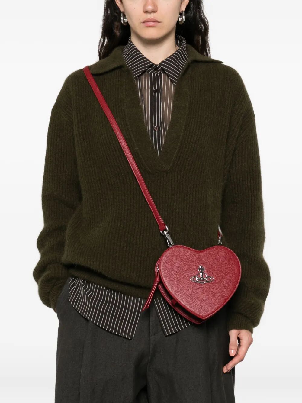 VIVIENNE WESTWOOD Mini Heart Crossbody Handbag - 17 x 19.5 x 7 CM