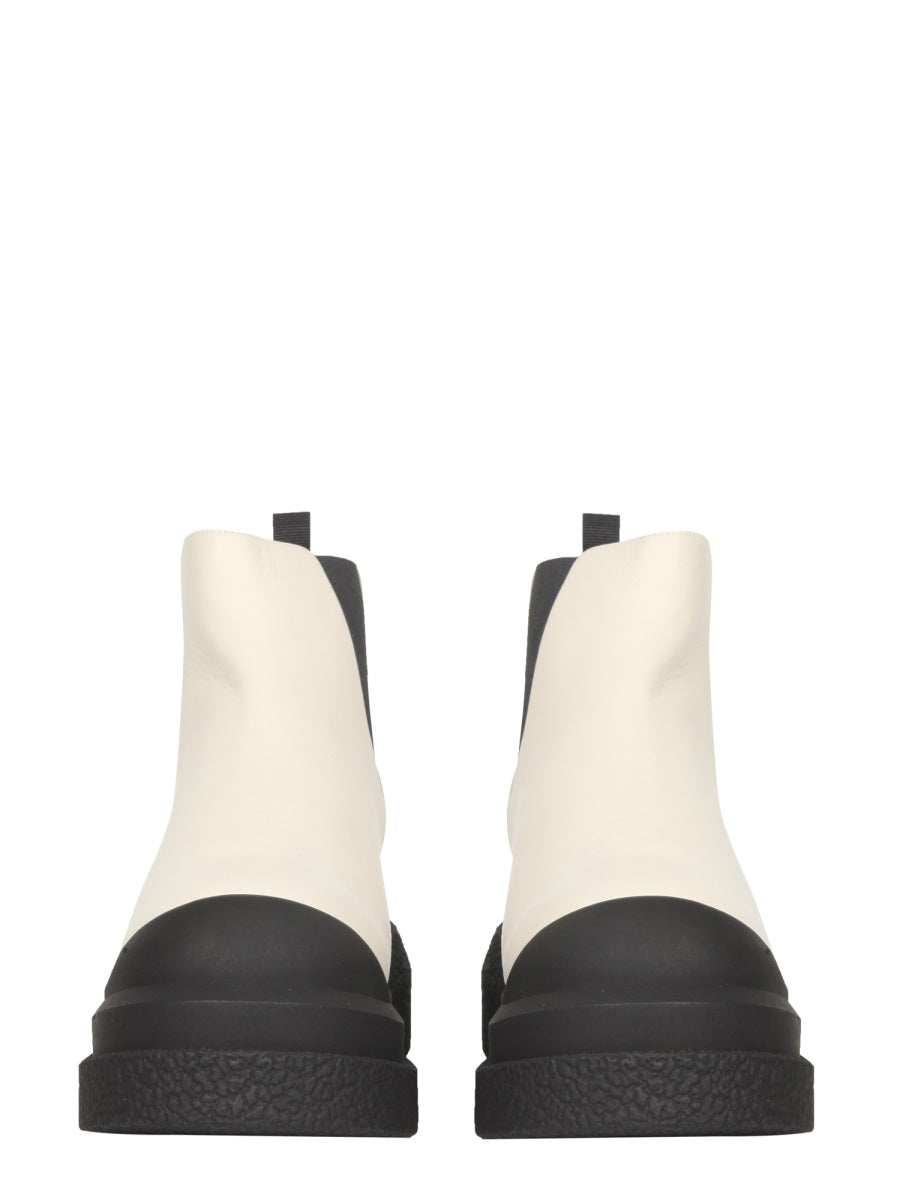 STUART WEITZMAN Classic Charli Mini Boots