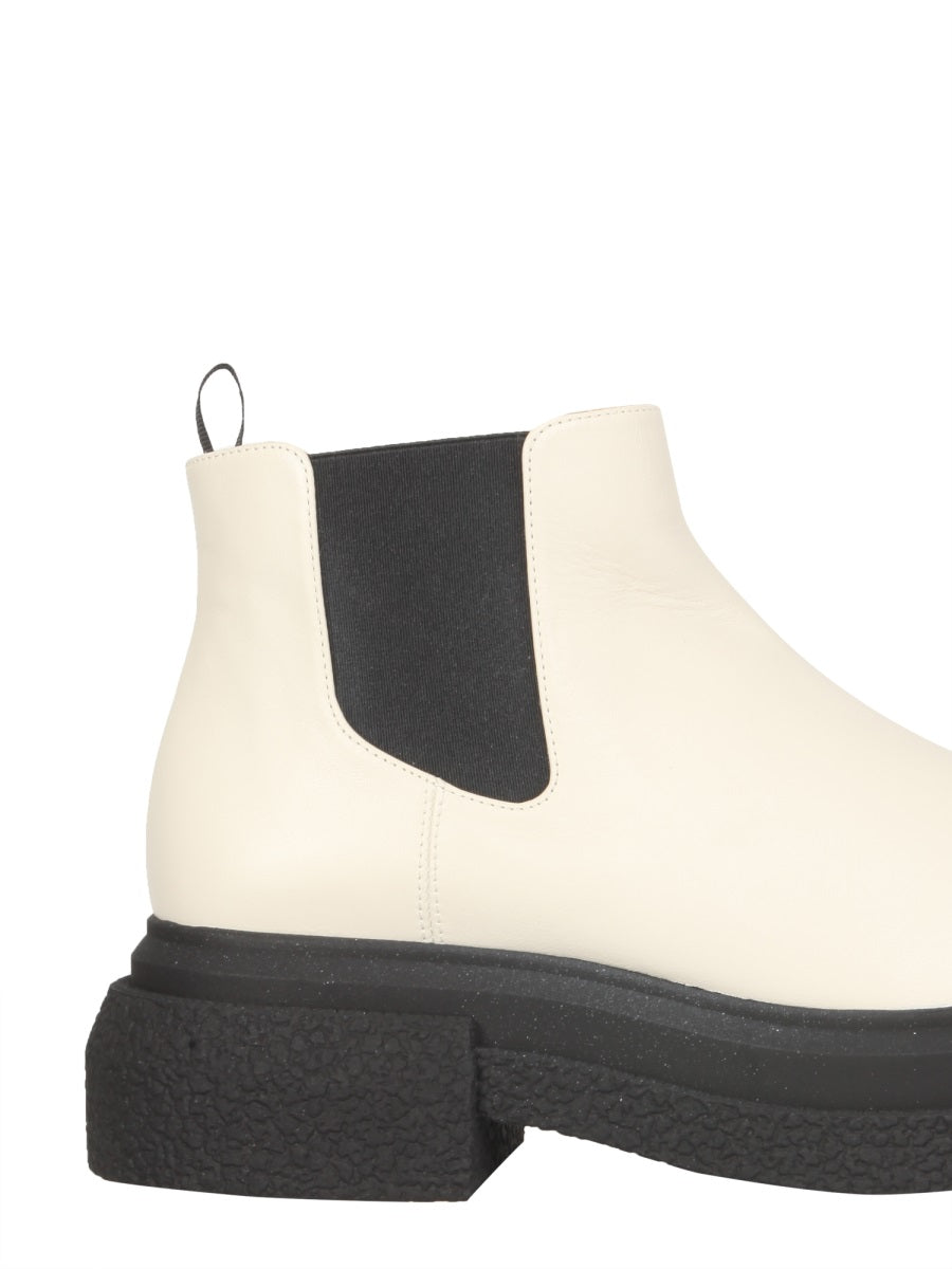 STUART WEITZMAN Classic Charli Mini Boots